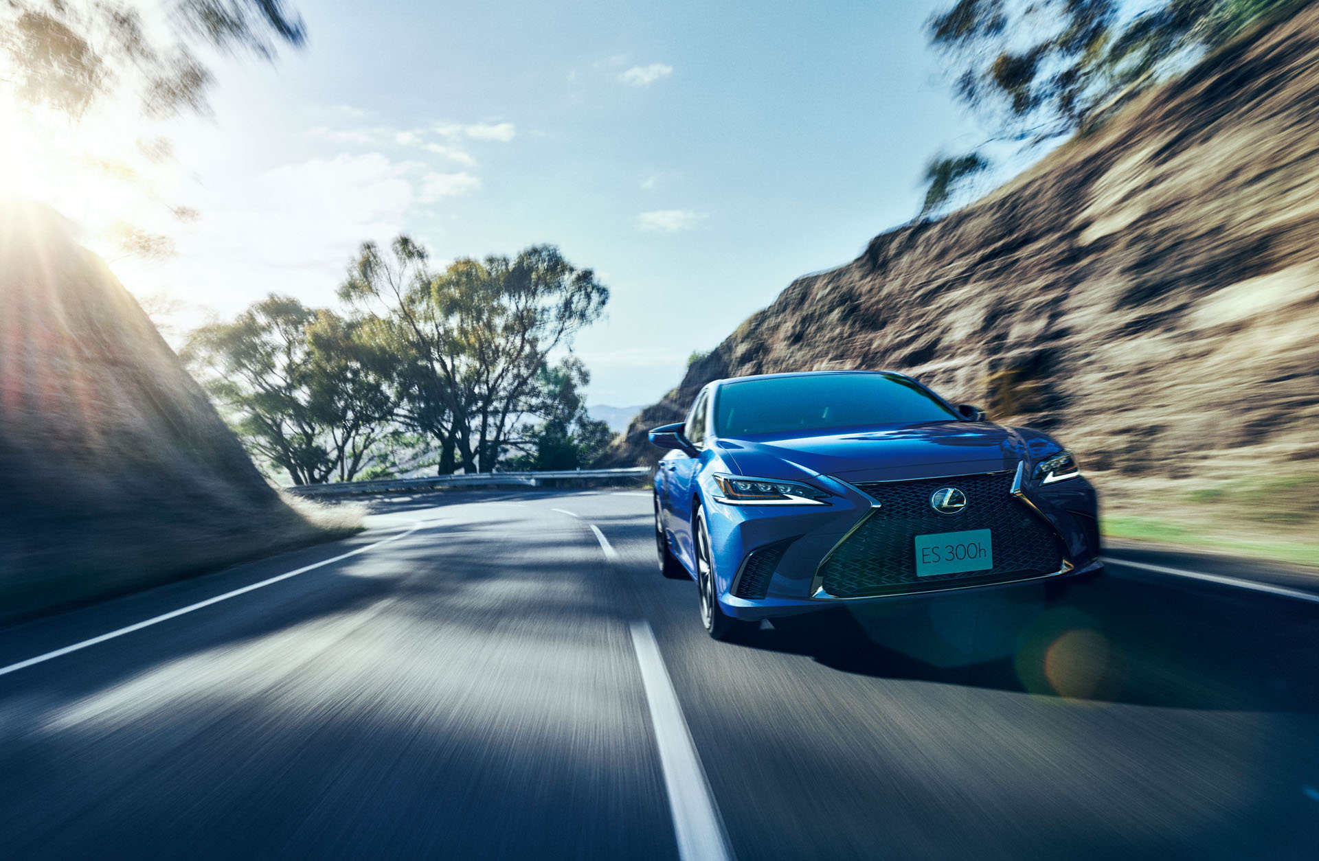 2019-lexus-es-jdm-37 2019 Lexus ES Launches In Japan Complete With Digital Mirrors