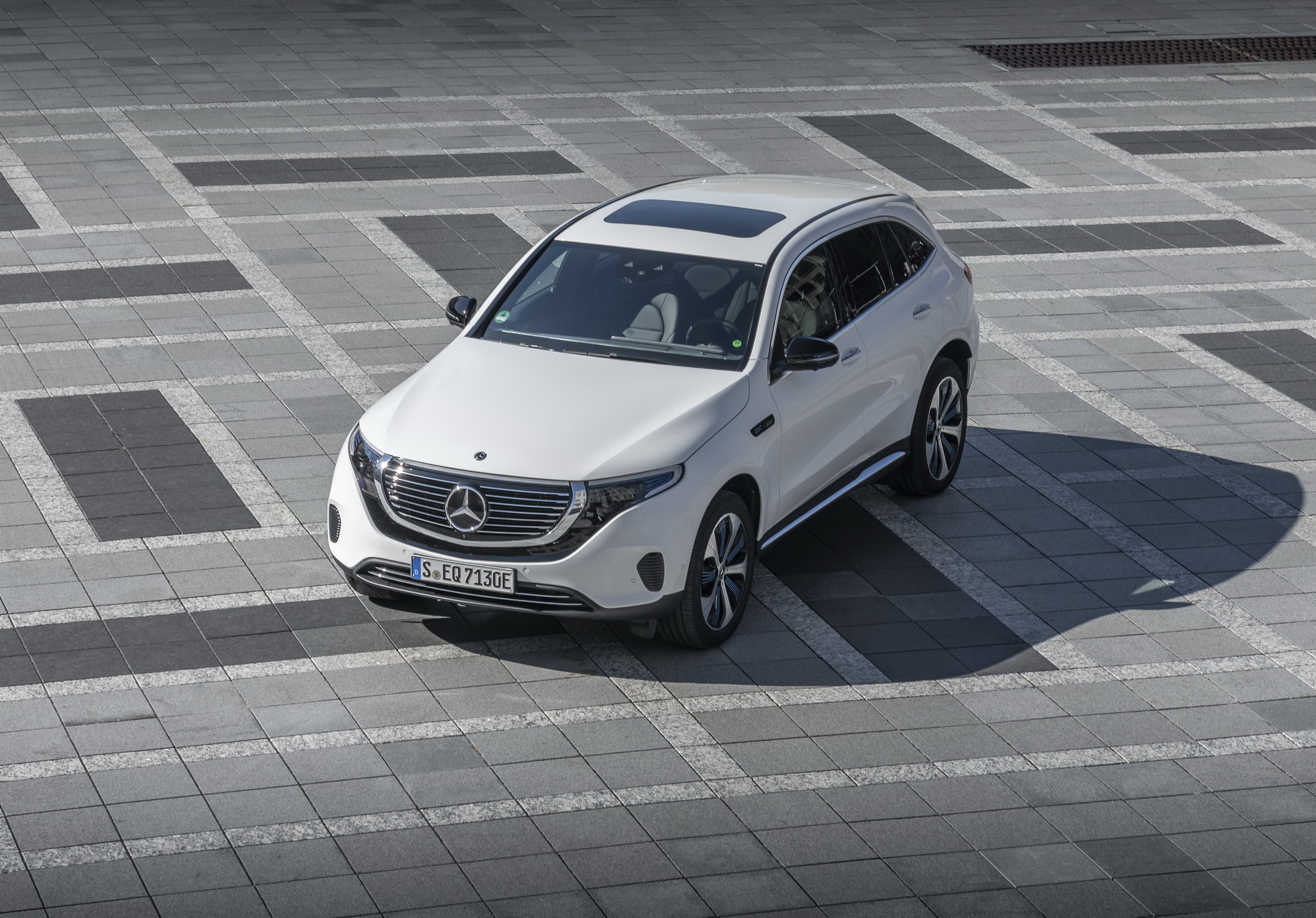 Mercedes-EQC-02 European Car Makers May Be Too Late To Catch Up With China In Electric Cars