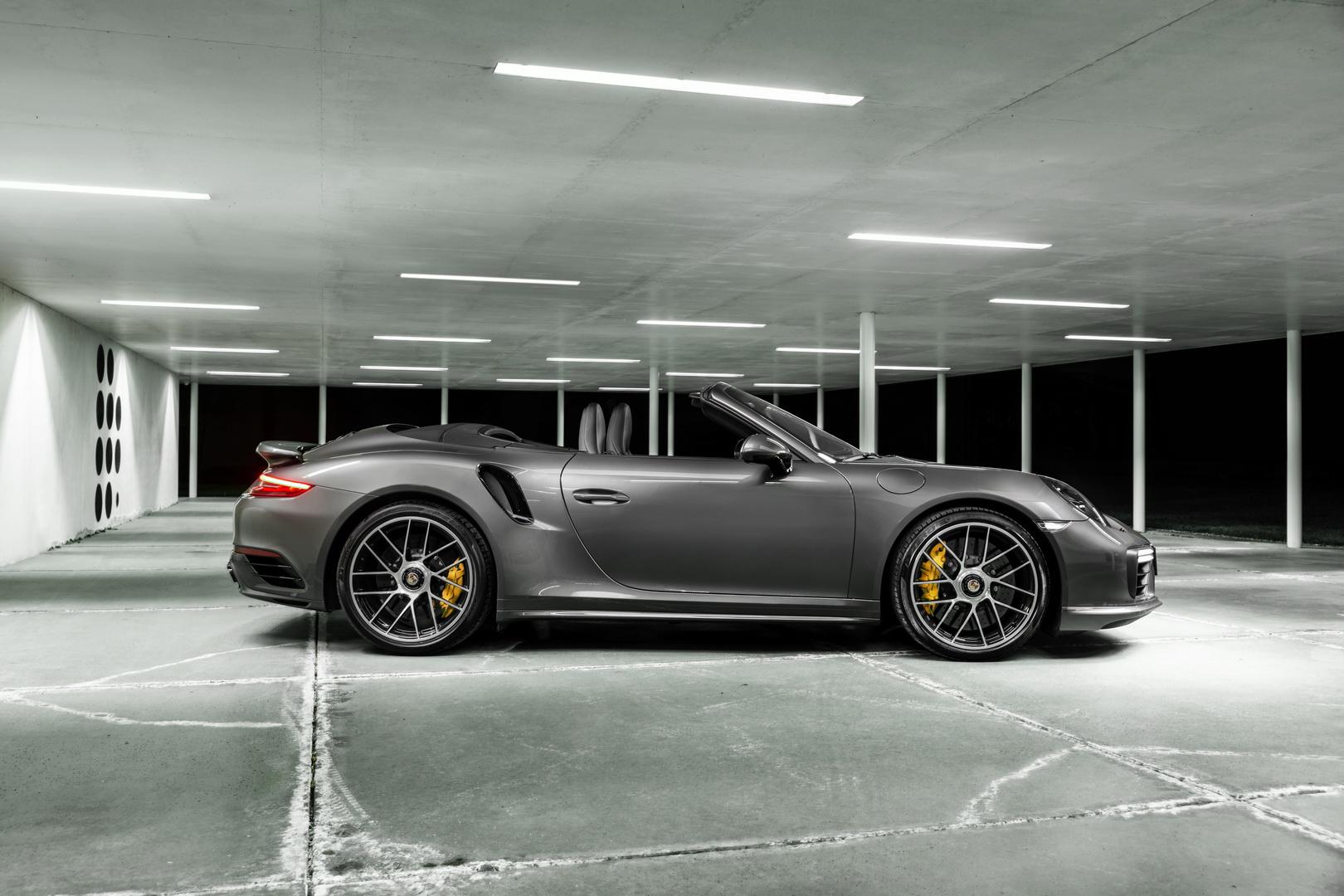 porsche 911 turbo s cabriolet oct tuning 5 O.CT’s Porsche 911 Turbo S Has 660 HP, Hits 62 Mph In 2.59 Seconds