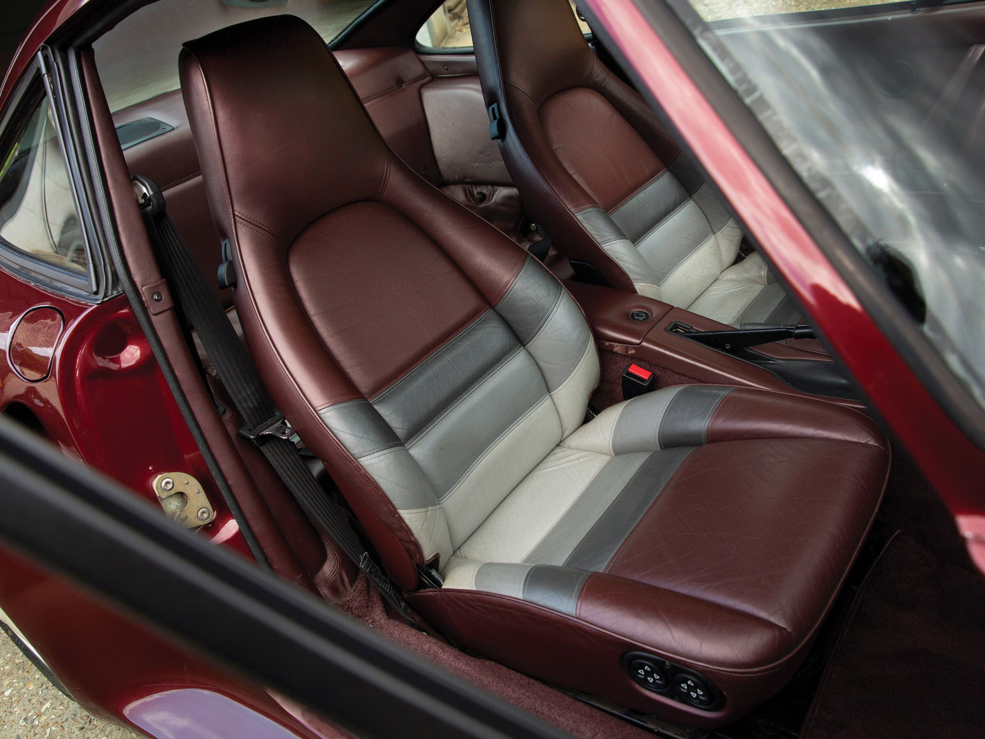 1985 Porsche 959 Prototype 51 Take Your Pick Of Zuffenhausen’s Hypercars At RM Sotheby’s Porsche Auction