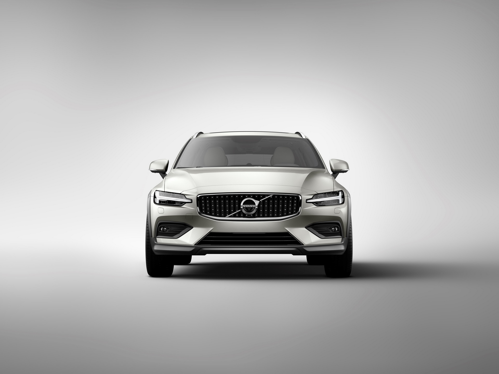 volvo v60 cc uk pricing specs 1 All-New Volvo V60 Cross Country Priced From £38,270 In The UK