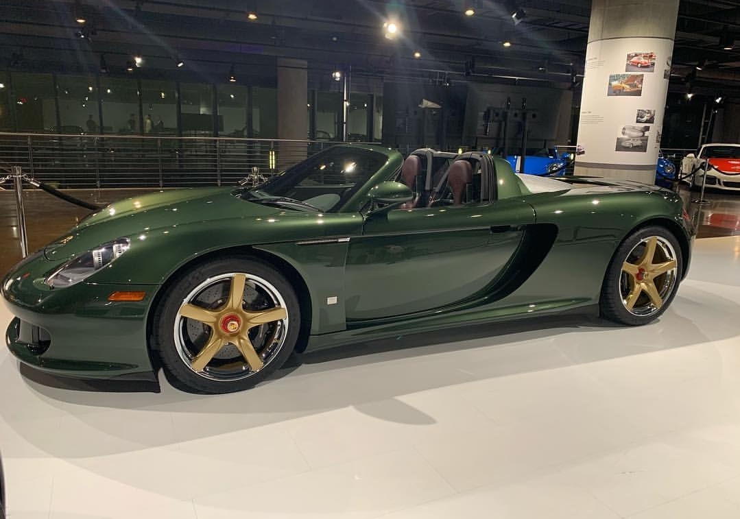 Porsche-Classic-Carrera-GT-10 Porsche Classic Recommissions Carrera GT In Oak Green Metallic