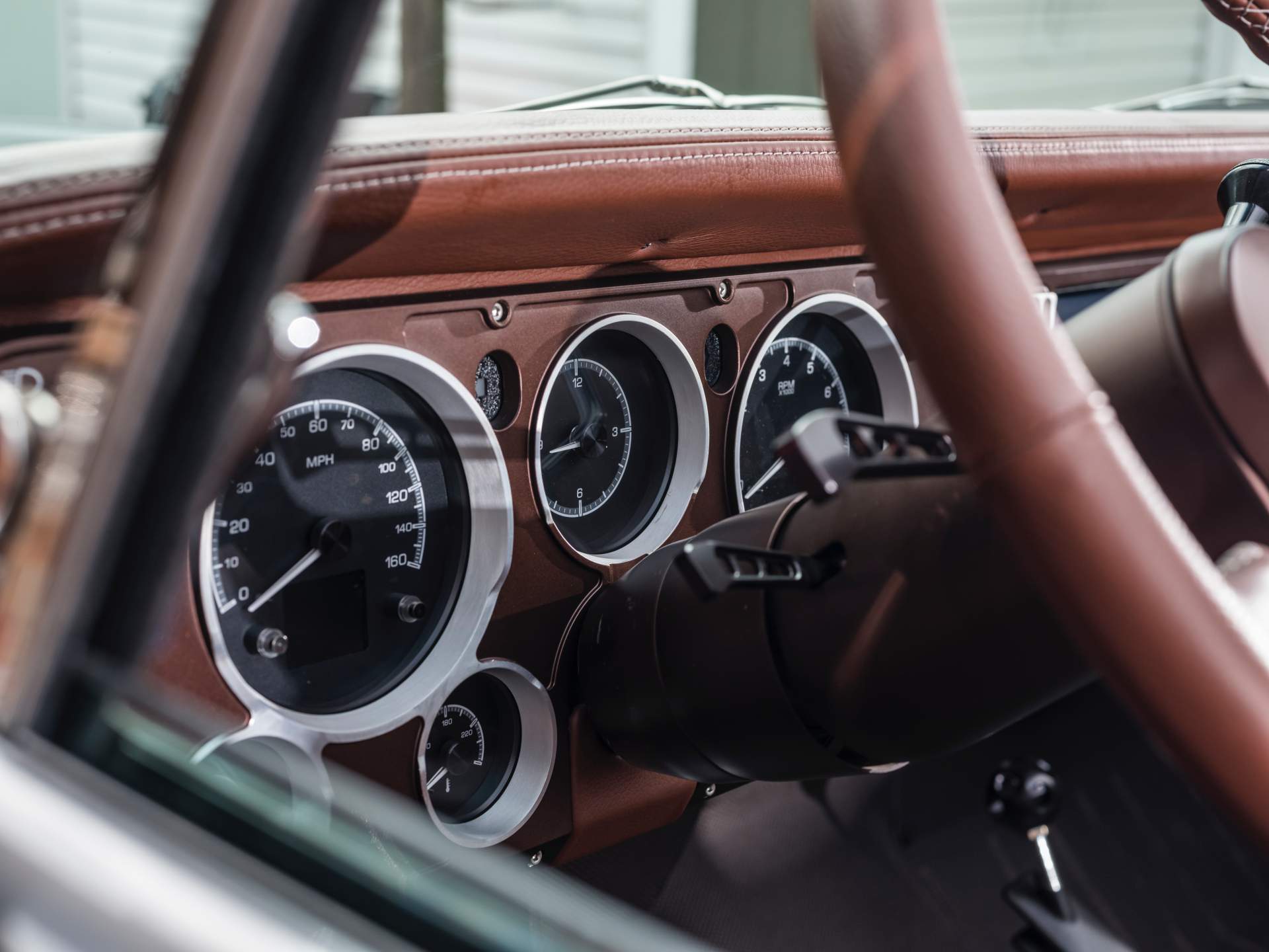 1971 Chevrolet K5 Blazer Seaker by Ringbrothers 15 Ringbrothers’ First SUV Is An LS3-Powered 1971 Chevy K5 Blazer
Restomod