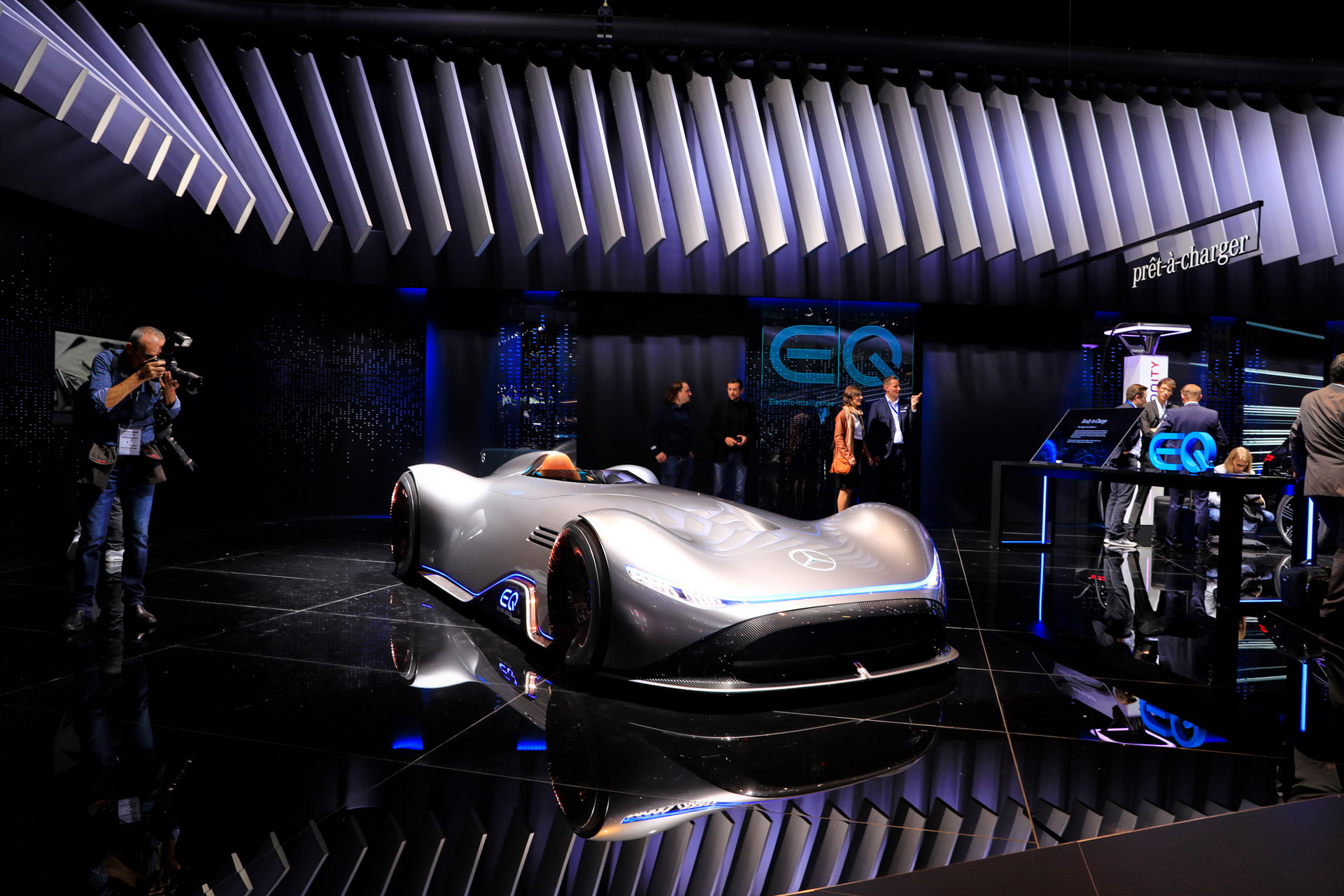 Mercedes B116 2018 Paris Auto Show Gallery: Mercedes-Benz