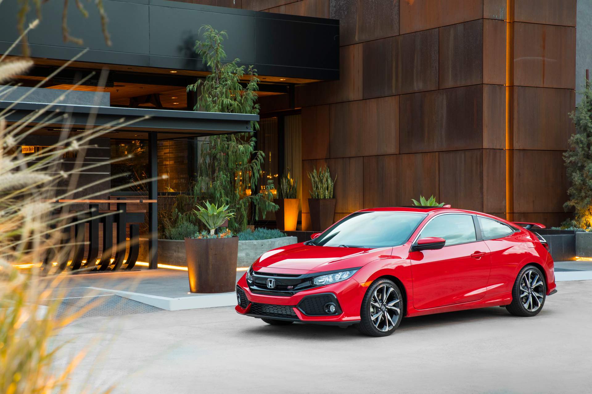 2019 Honda Civic Si Coupe 2019 Honda Civic Si Models Bring Minor Updates And $200 Price Hike