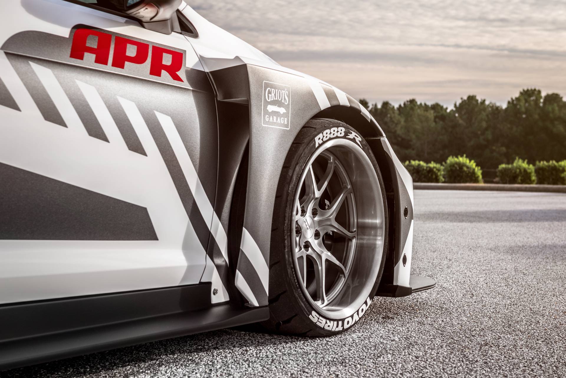 APR VW Golf RLMS 3 APR’s VW Golf RLMS SEMA Show Car Is A 536HP Track Toy