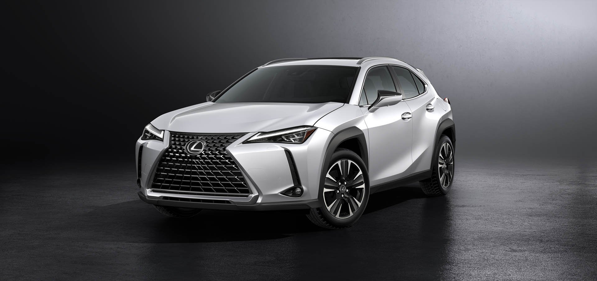 2019 lexus ux paris livepics 33 Lexus UX Ready To Go Hunt Some Small Crossovers In Europe