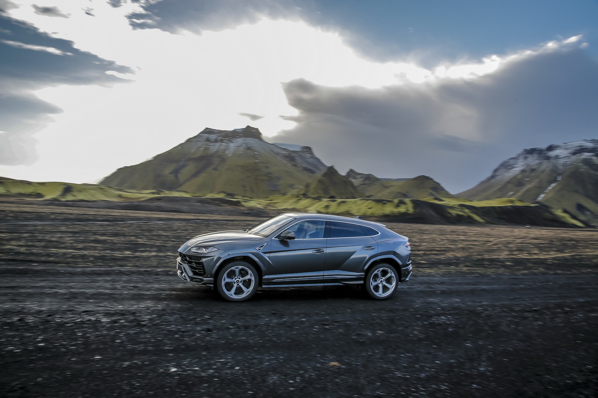 lamborghini sends urus to iceland 42 Lamborghini Sends Small Army Of Urus SUVs To Conquer Iceland