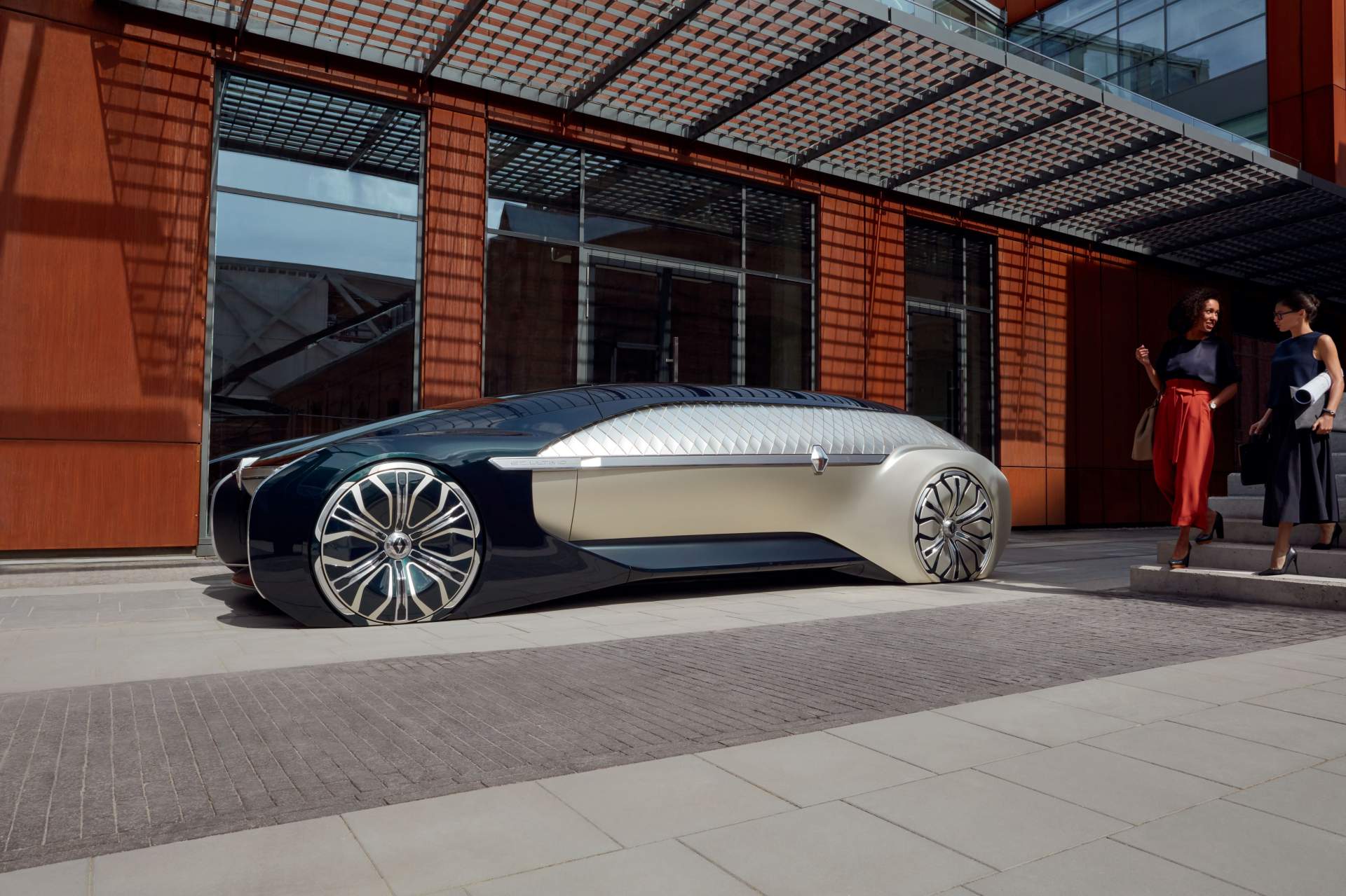 Renault EZ Ultimo Concept 70 Renault EZ-Ultimo Concept Envisions Self-Driving Luxury Lounge