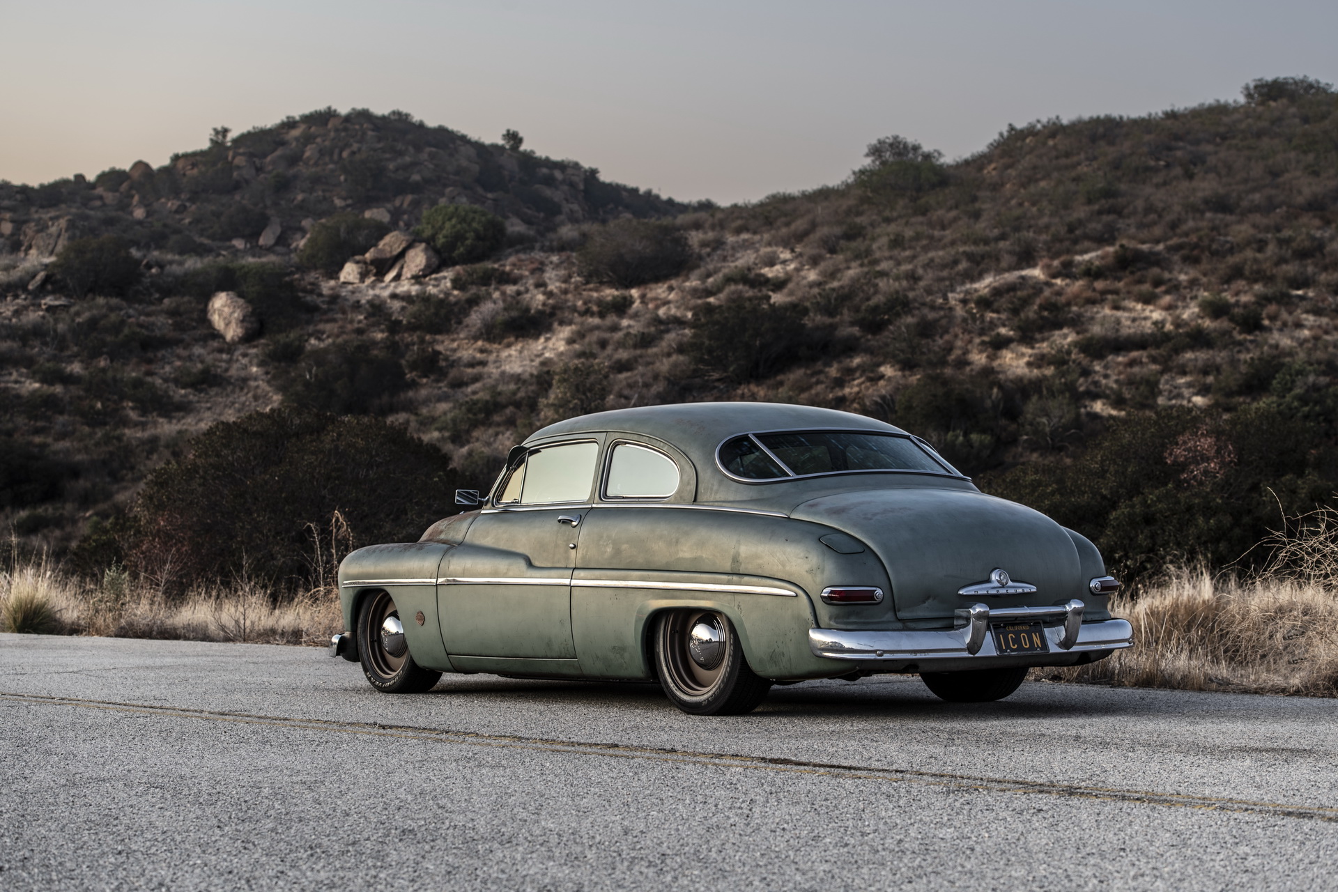 icon-mercury-coupe-ev-05 Icon’s Electric 1949 Mercury Coupe Has Tesla Batteries And Freight-Train Torque