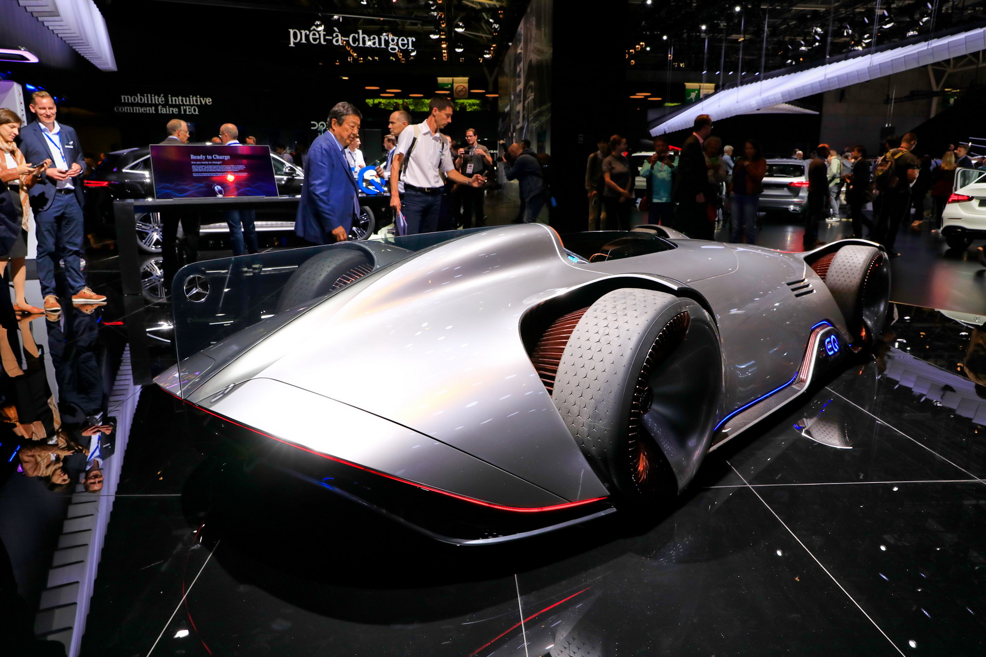 Mercedes B157 2018 Paris Auto Show Gallery: Mercedes-Benz