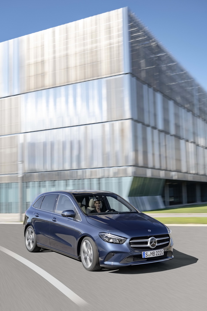 Mercedes-Benz B-Klasse, W 247, 2018 // Mercedes-Benz B-Class, W All-New Mercedes B-Class Lands In Paris With Fresh Looks And Tech