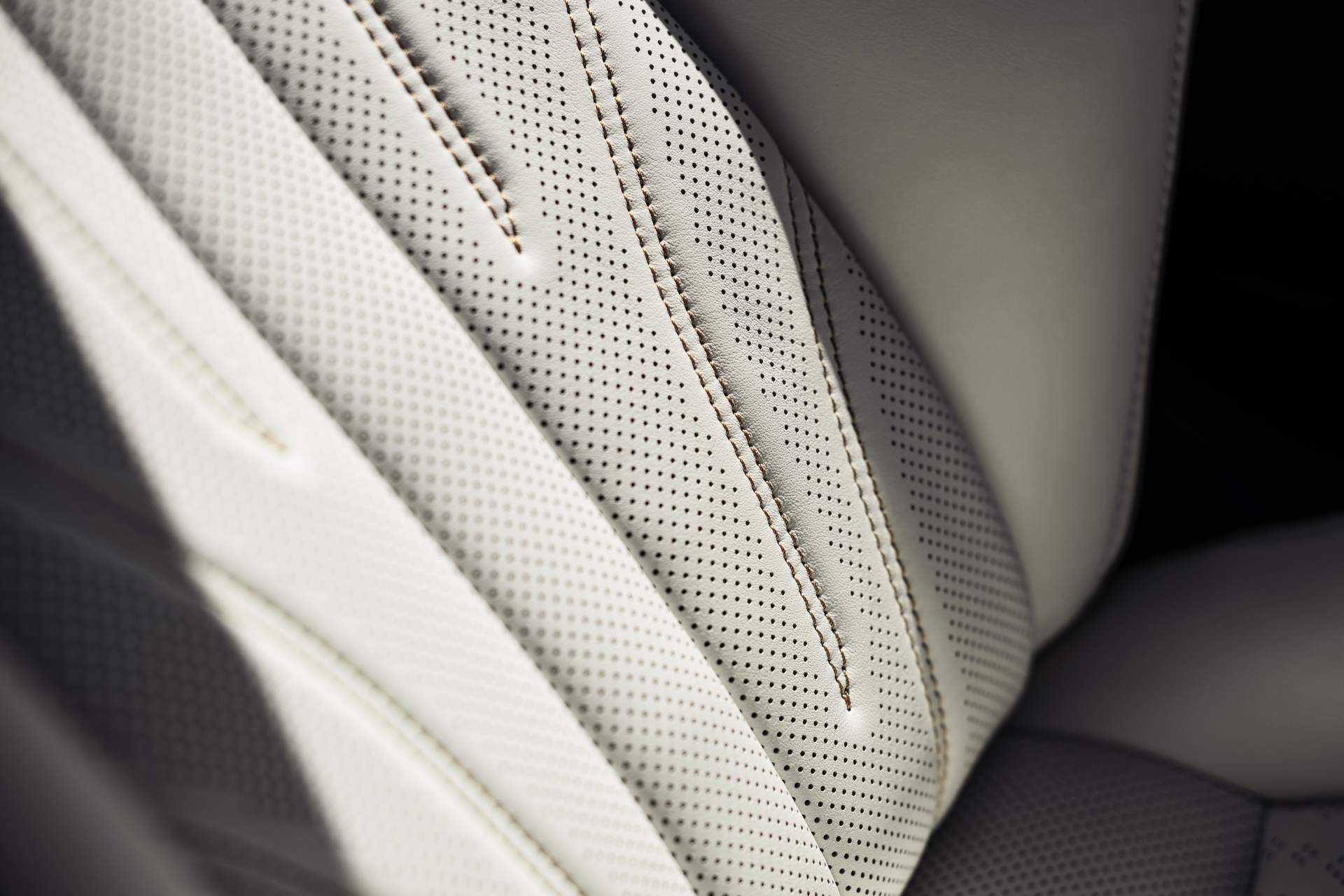 2019 Lexus LC 500 Inspiration Concept 3 2019 Lexus ES Custom Concept Has A Wine Cellar In Its Trunk