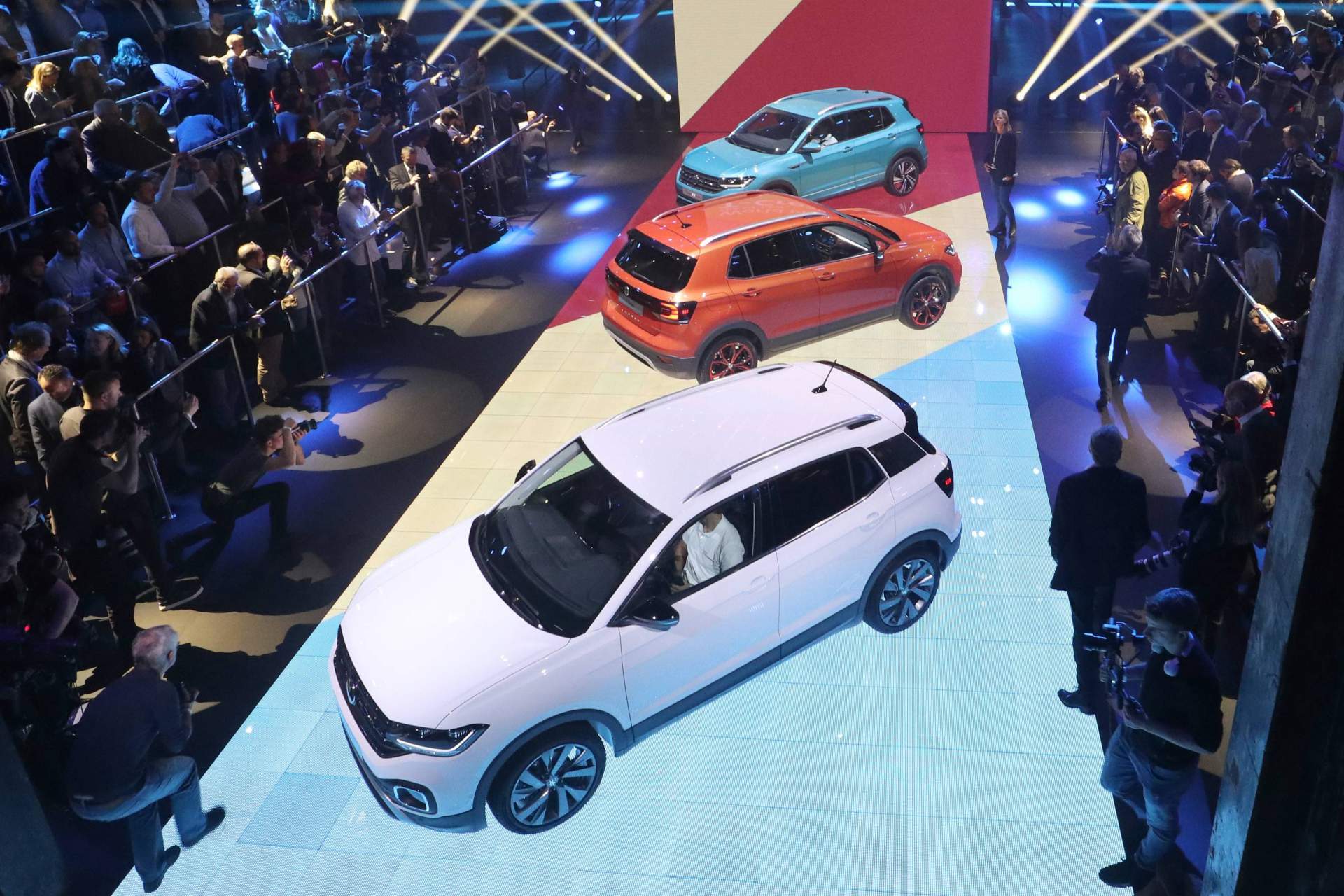 China’s VW T-Cross Has Tiguan-Like Face, See How South America’s Model Looks Too