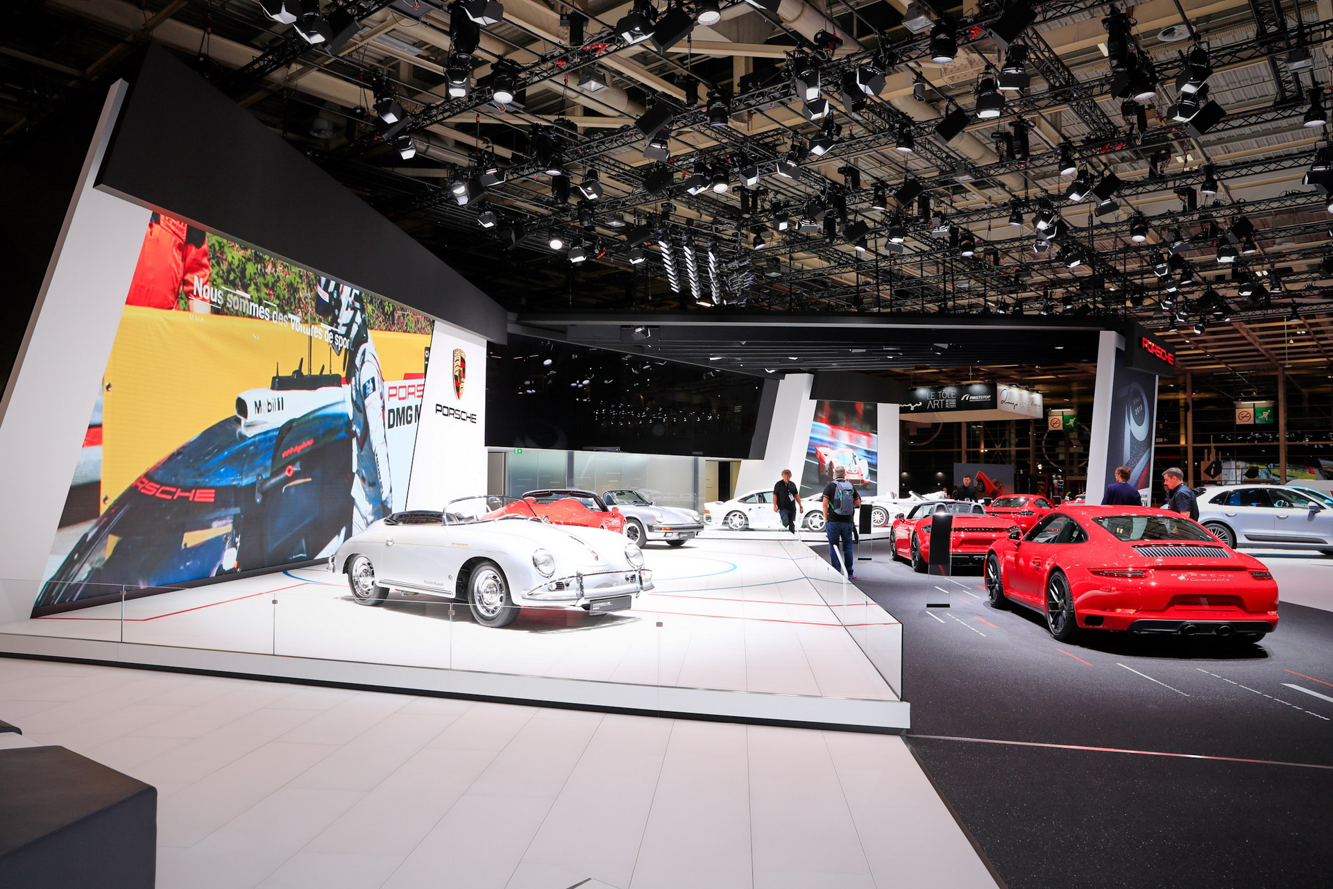 General 3 2018 Paris Auto Show Gallery: General Views