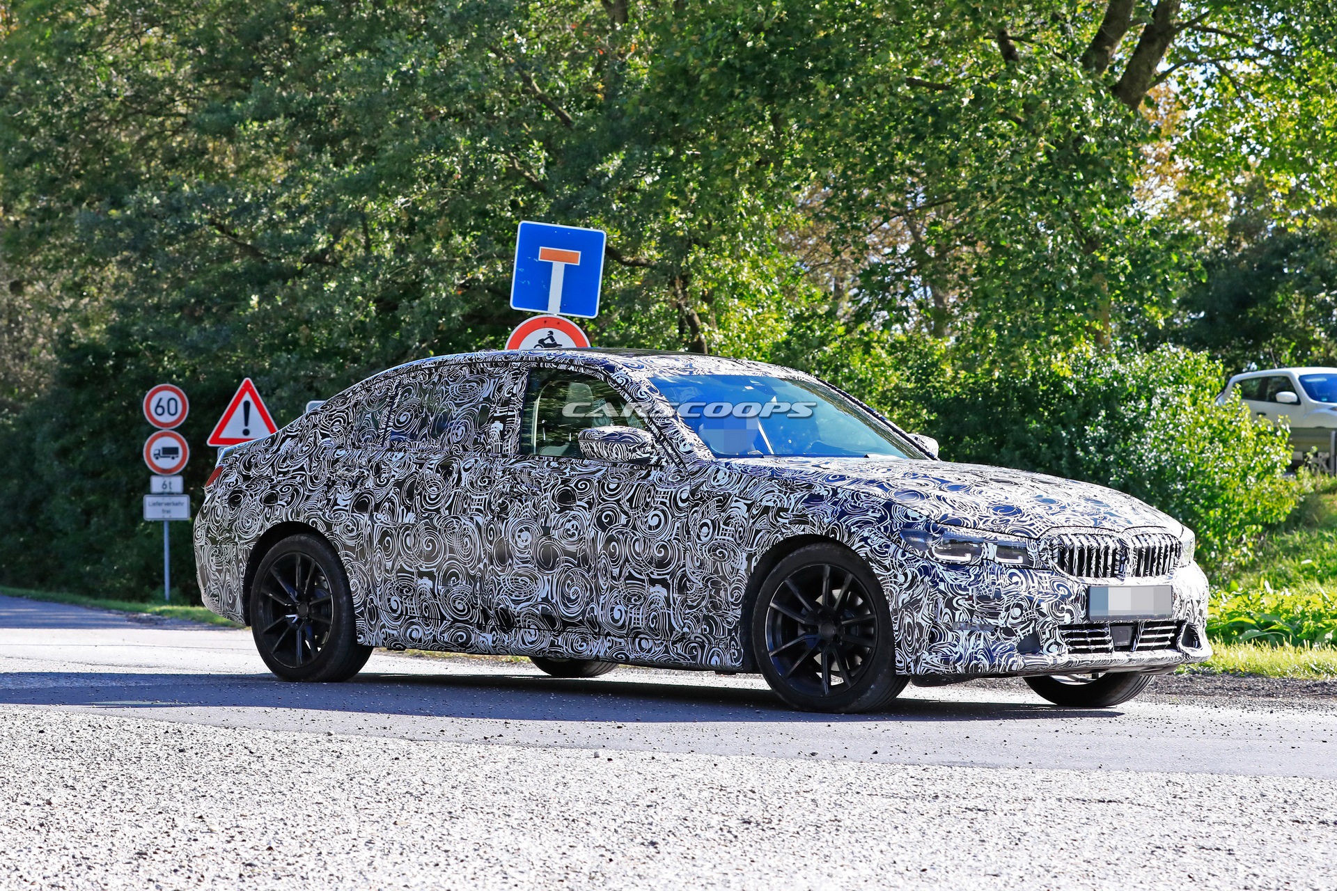 2019 bmw 3 series lwb spy shots-12 2019 BMW 3-Series Long Wheelbase Stretches Out In First Spy Images