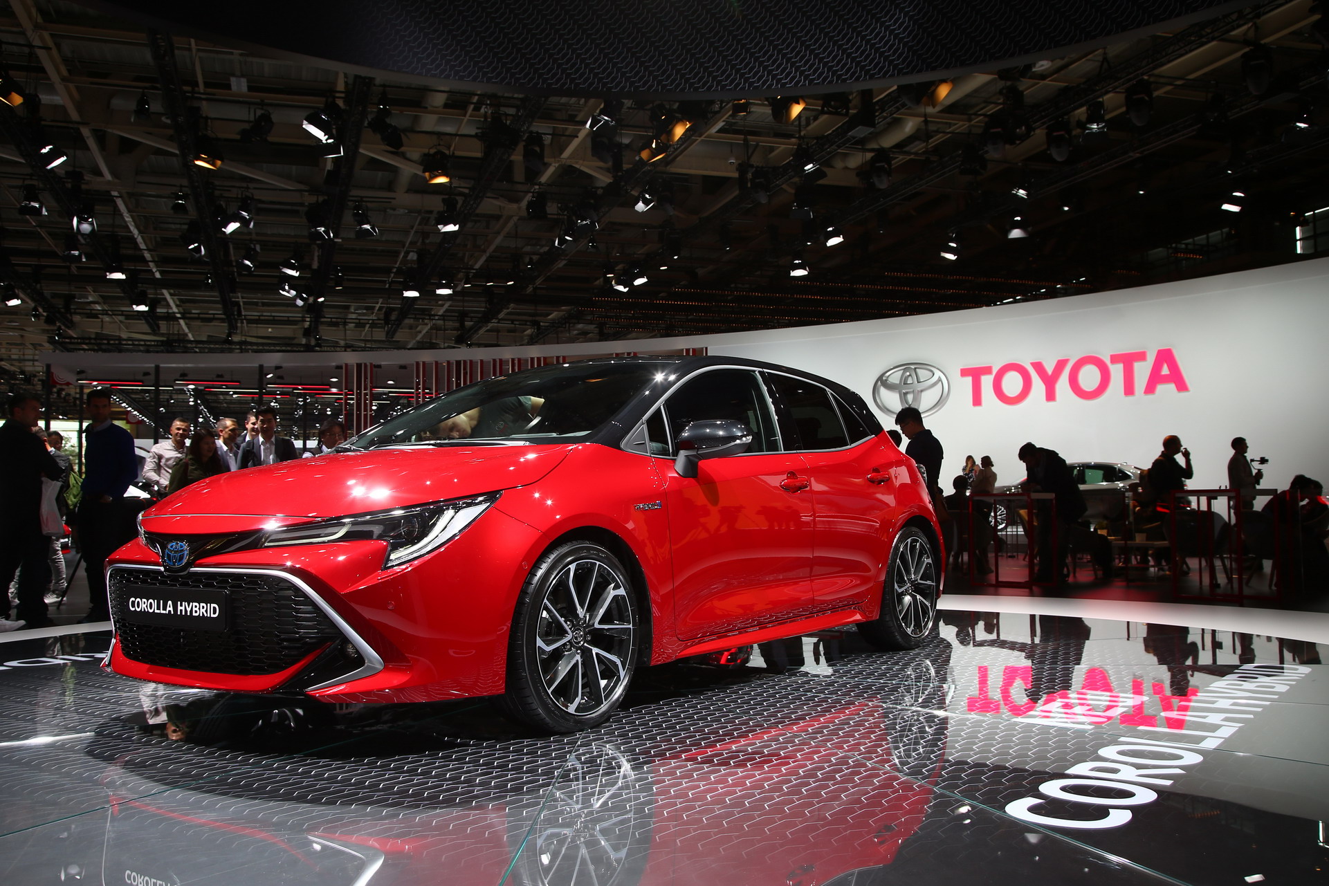 Toyota b19 2018 Paris Auto Show Gallery: Toyota