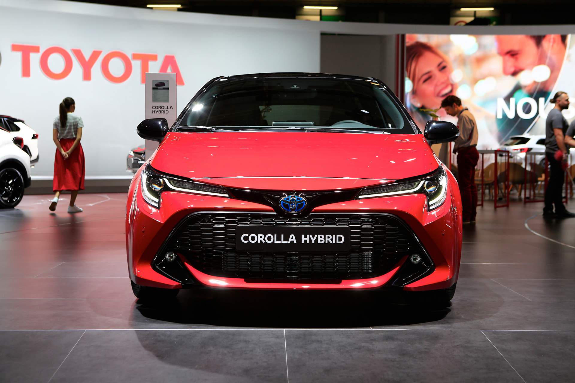 Auto Salon Paris / Mondial Paris Motor Show 2018, France, Paris, 02 2019 Toyota Corolla Reveals Its Two Flavors In Paris