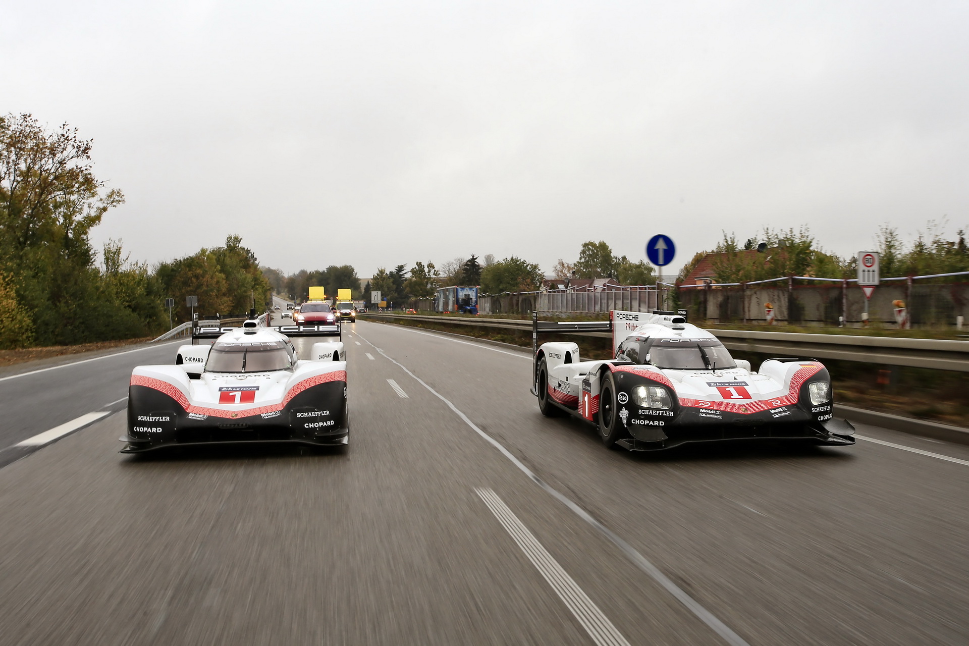 Porsche-919-Final-Drive-11 Le Mans-Winning 919 Hybrid Driven On Public Roads To Its Retirement At The Porsche Museum