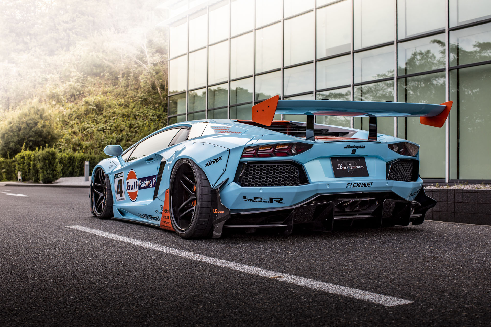 lamborghini-aventador-liberty-walk-gulf-livery-06 Lamborghini Aventador Looks Surprisingly Right In Gulf Livery