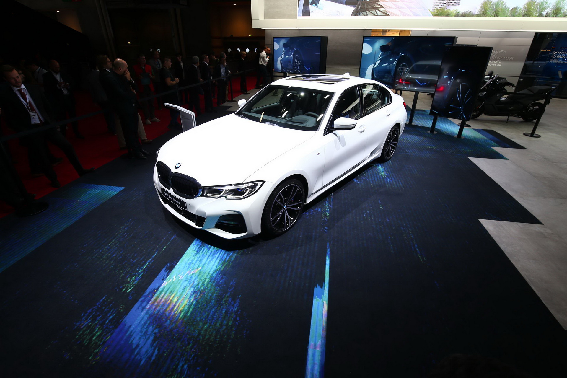 2019-bmw-3-series-unveiled-paris-210 New 2019 BMW 3-Series Looks To Build On The F30’s Success (244 Images – Updated Gallery)