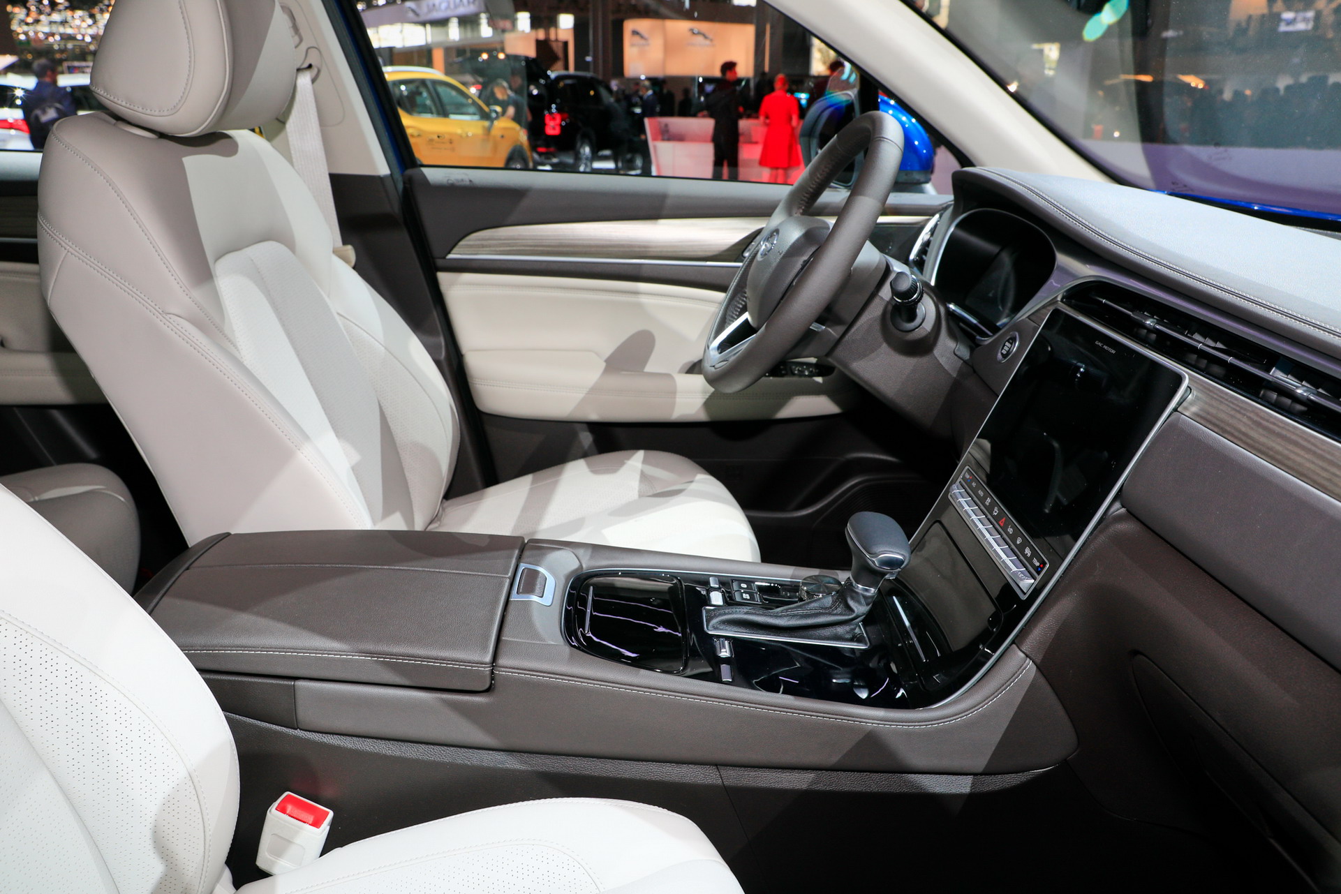 GAC 27 2018 Paris Auto Show Gallery: GAC