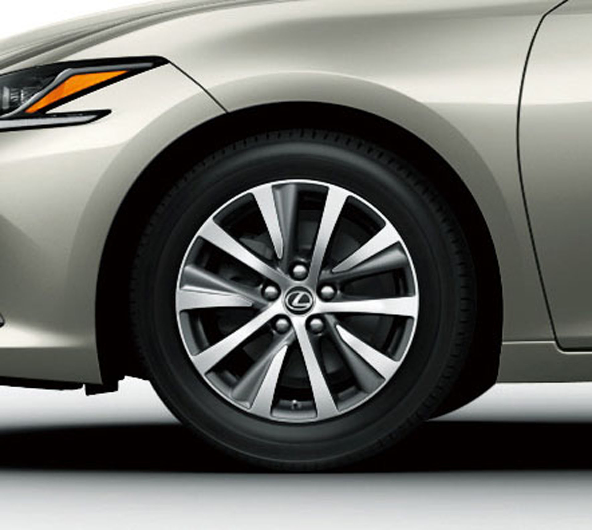 2019-lexus-es-jdm-97 2019 Lexus ES Launches In Japan Complete With Digital Mirrors