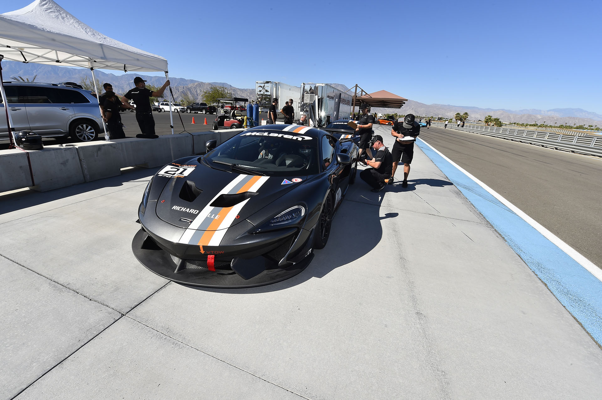 pure-mclaren-570s-spider-thermal-club McLaren’s Daughter Delivers A Special 570S At A Special Event