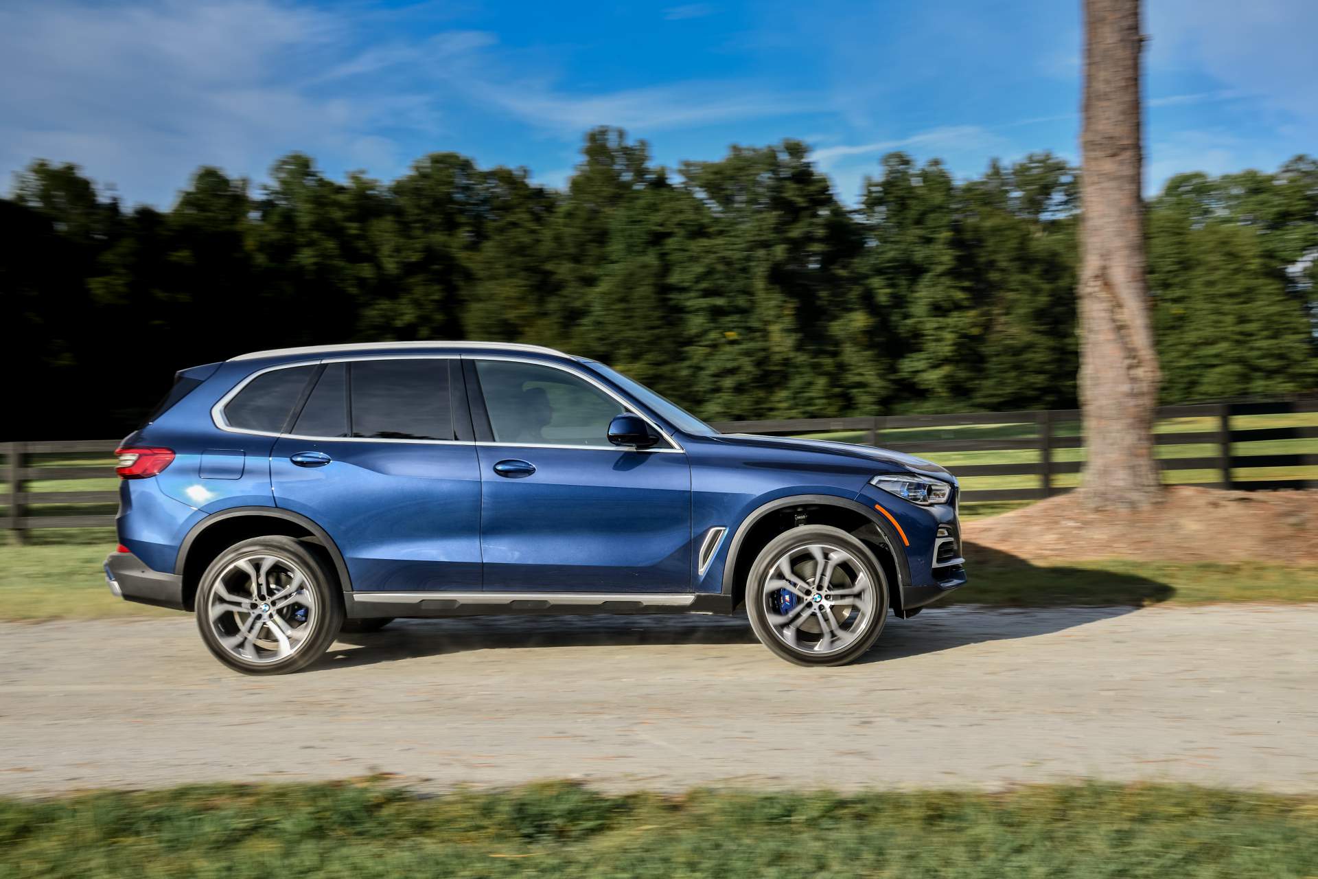 2019 BMW X5 215 Your 2019 BMW X5 Photo Gallery Is Here And It’s Huge