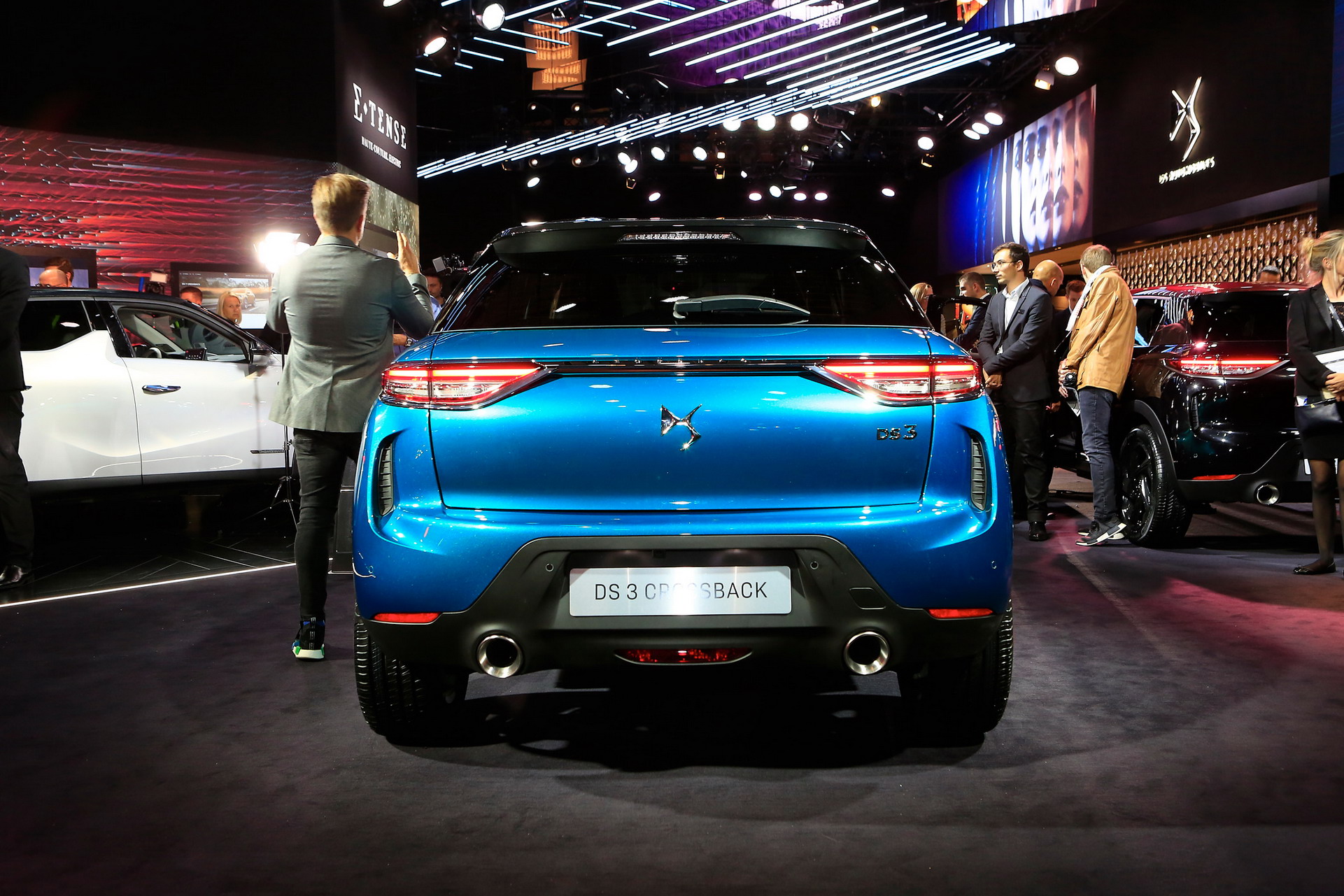 DS 4 2018 Paris Auto Show Gallery: Citroen & DS