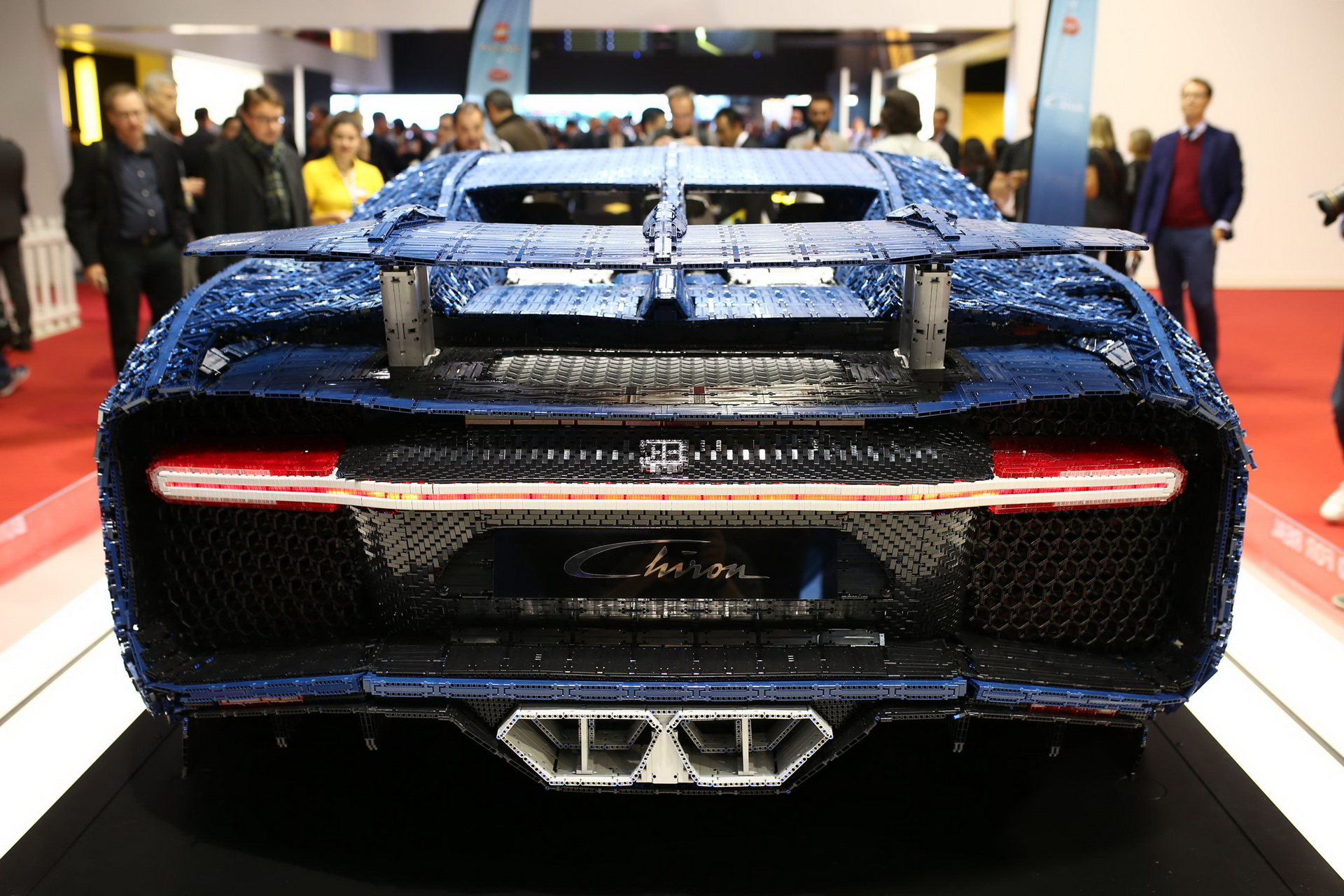 lego bugatti chiron paris livepics 6 Life-Size LEGO Bugatti Chiron Brings Wholesome 12 MPH Fun To Paris