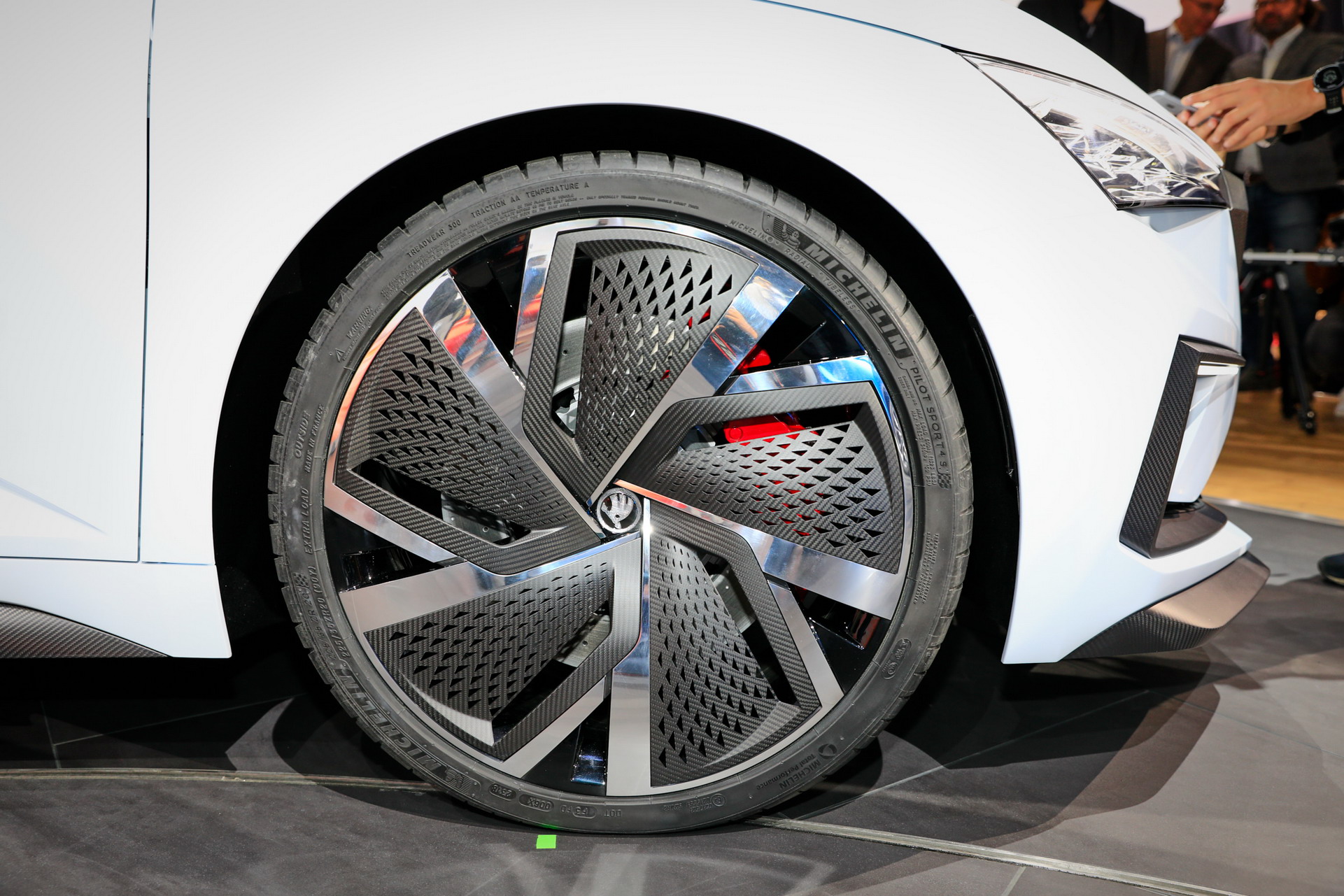 Skoda 48 2018 Paris Auto Show Gallery: Skoda & Seat