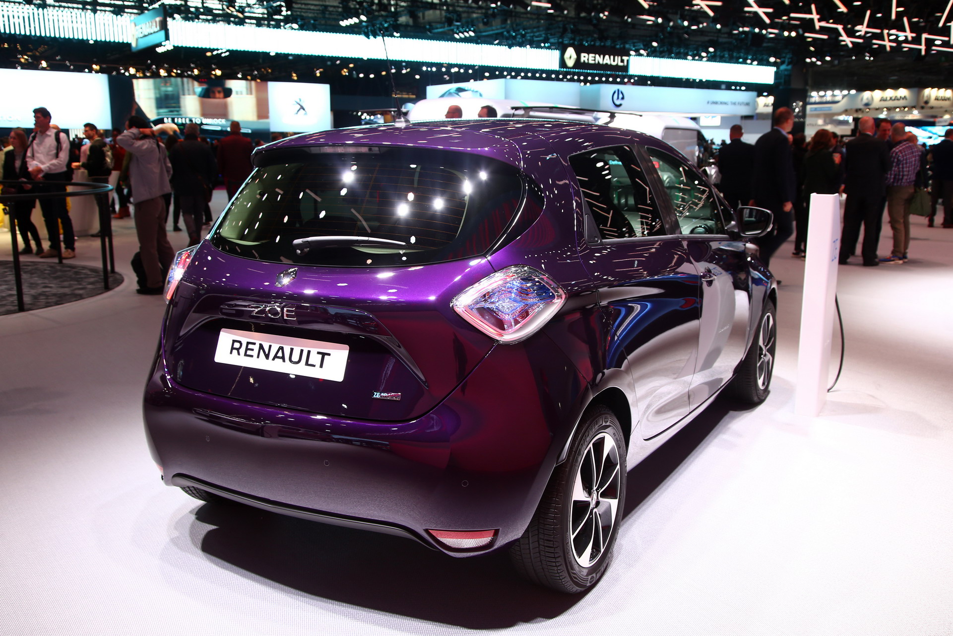 Renault 15c 2018 Paris Auto Show Gallery: Renault