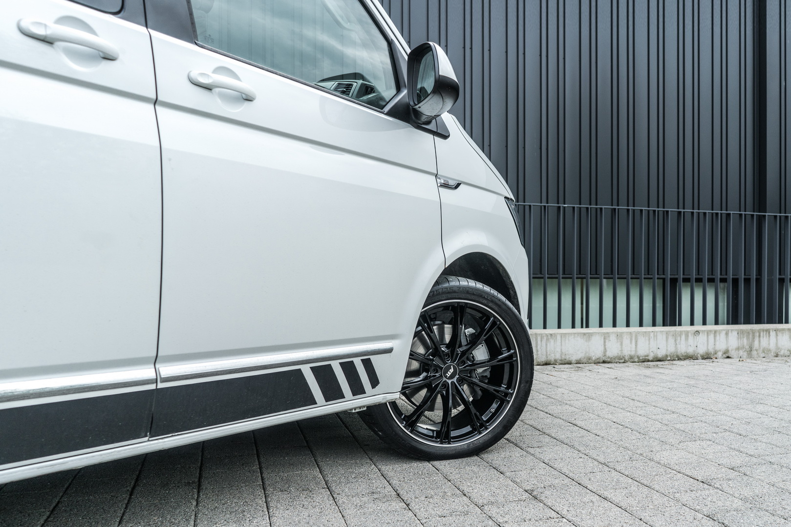 vw t6 tuning abt 7 ABT Gives VW T6 A Dose Of Aggressiveness, Injects More Power