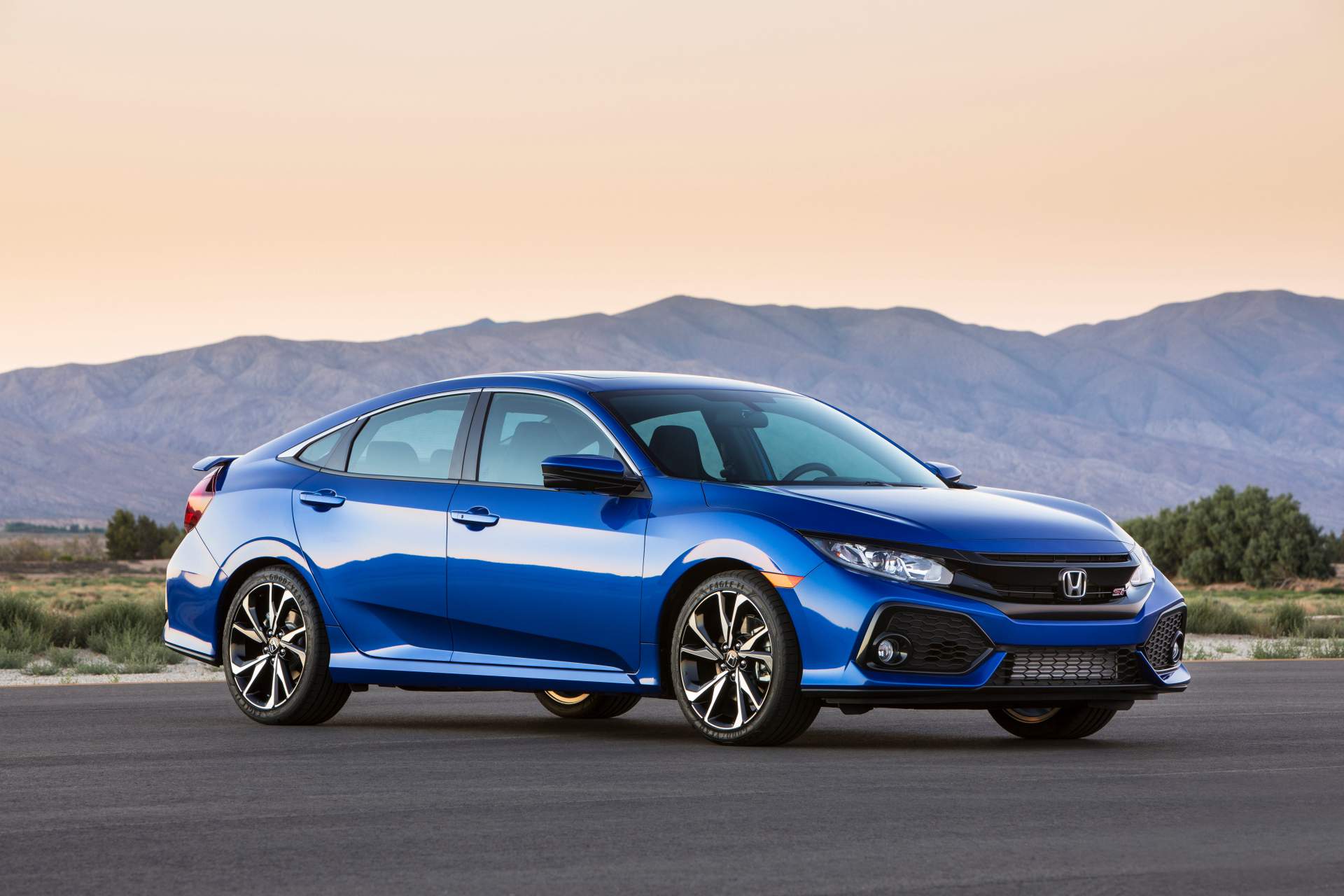 2019 Honda Civic Si Sedan 2019 Honda Civic Si Models Bring Minor Updates And $200 Price Hike
