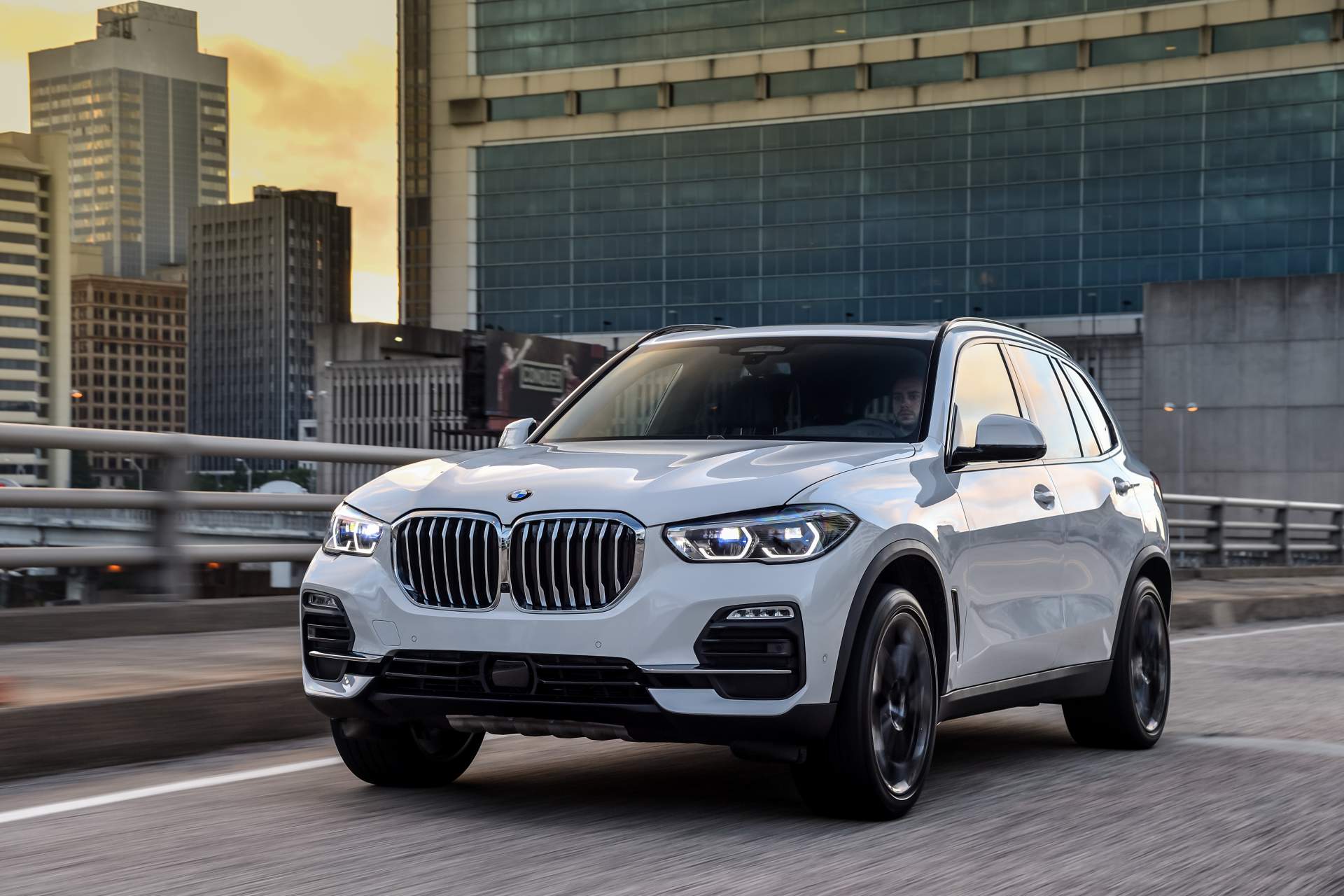 2019 BMW X5 22 Your 2019 BMW X5 Photo Gallery Is Here And It’s Huge