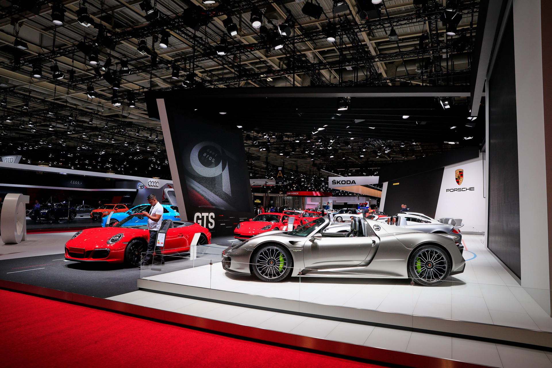 General 1 2018 Paris Auto Show Gallery: General Views