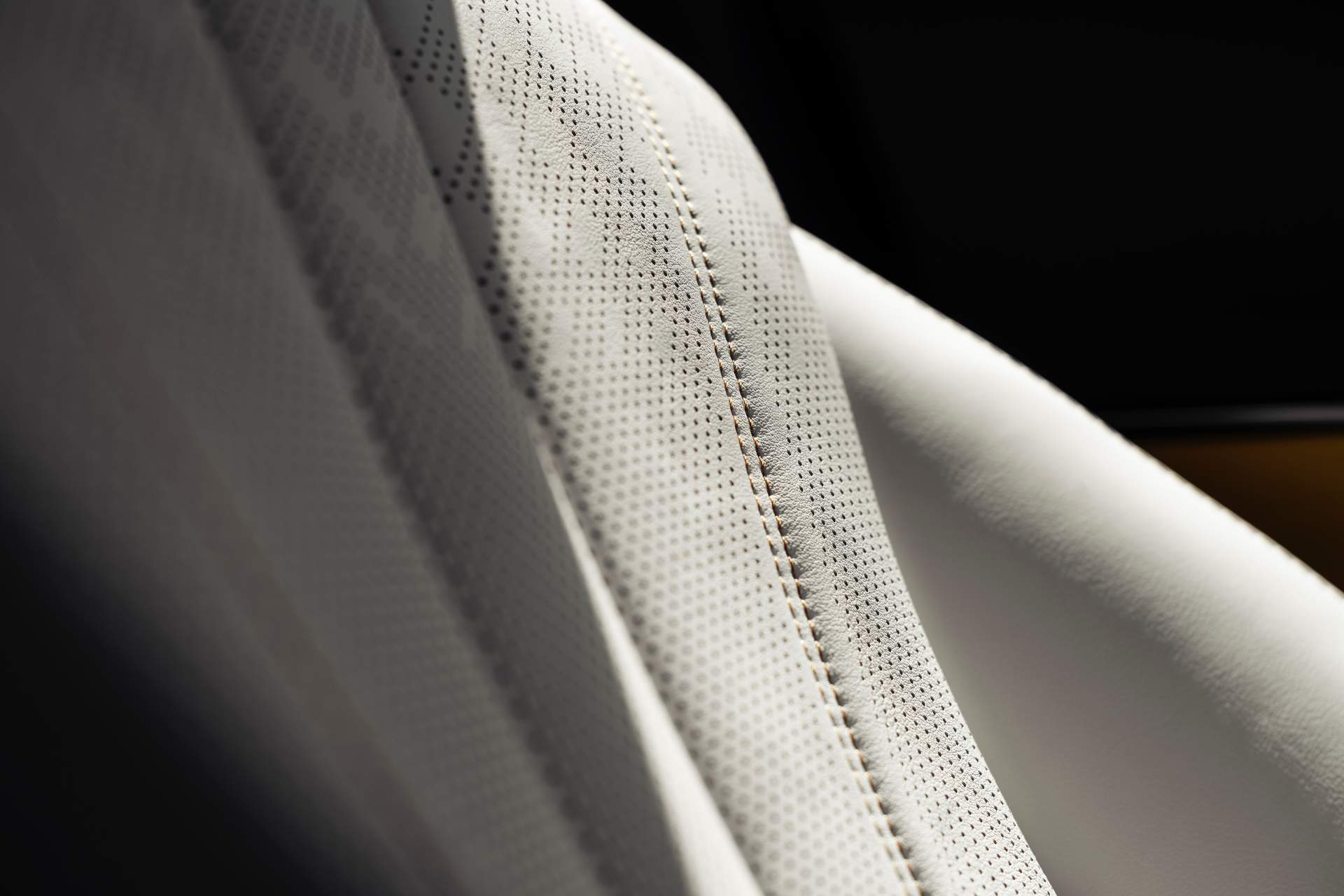 2019 Lexus LC 500 Inspiration Concept 2 2019 Lexus ES Custom Concept Has A Wine Cellar In Its Trunk