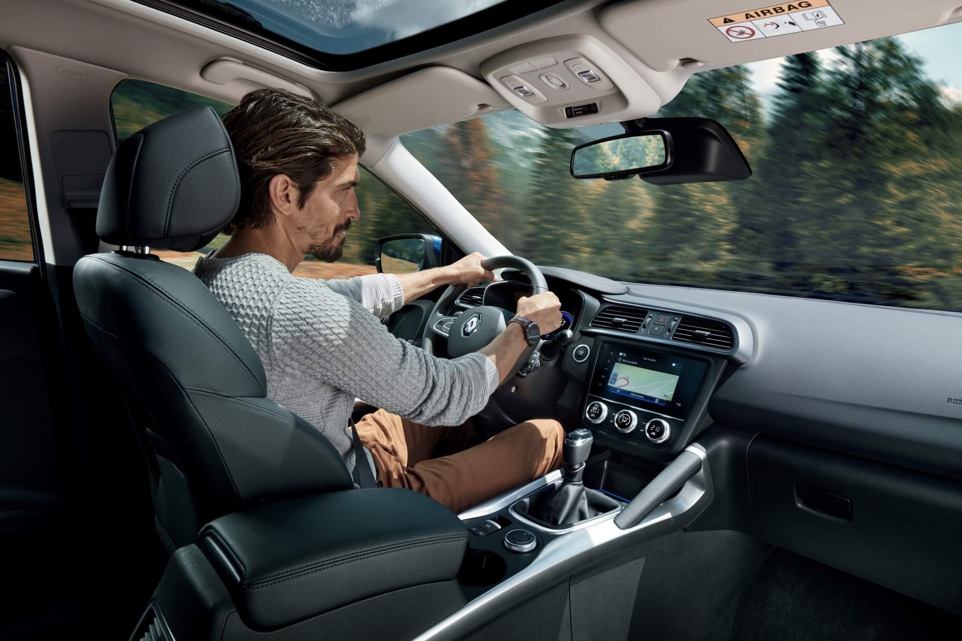 2018 - Nouveau Renault KADJAR 2019 Renault Kadjar Brings Refined Looks, New Engines To Paris