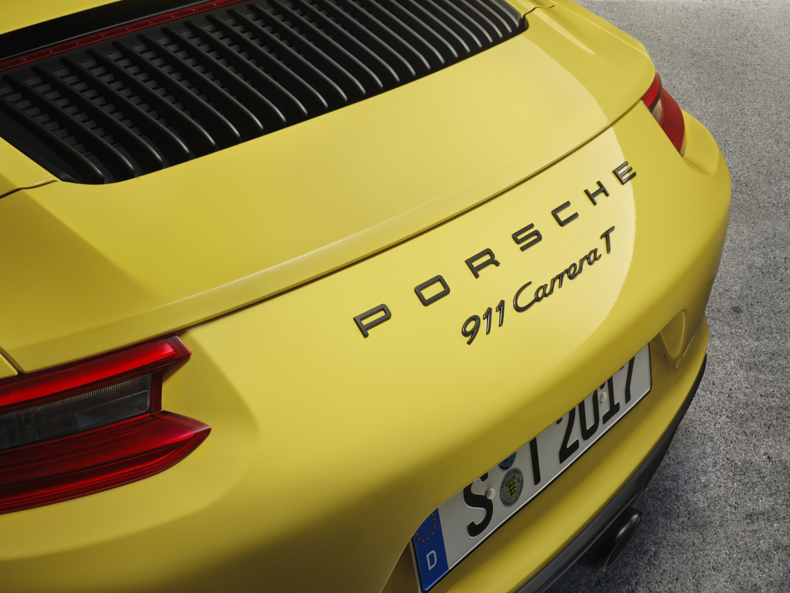 (PRNewsfoto/Porsche Cars North America, Inc Porsche Will Offer The Next-Gen 911 In Carrera T Guise