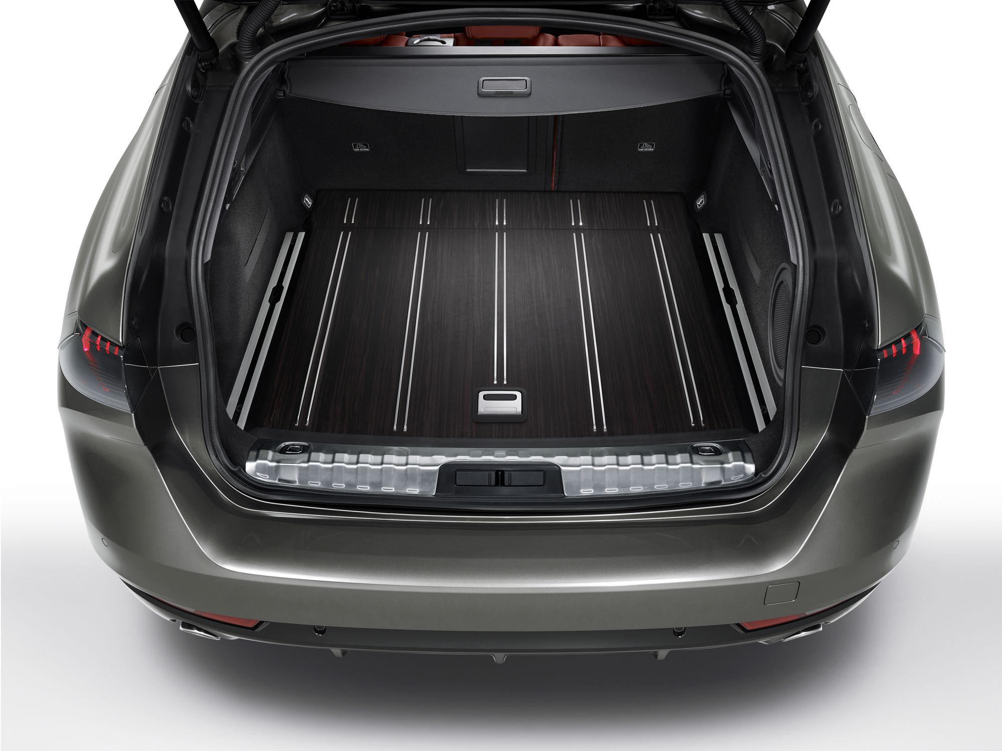 Peugeot-508-SW-First-Edition-Paris-Auto-Show-15 Peugeot 508 SW First Edition Comes To Paris With Special Features