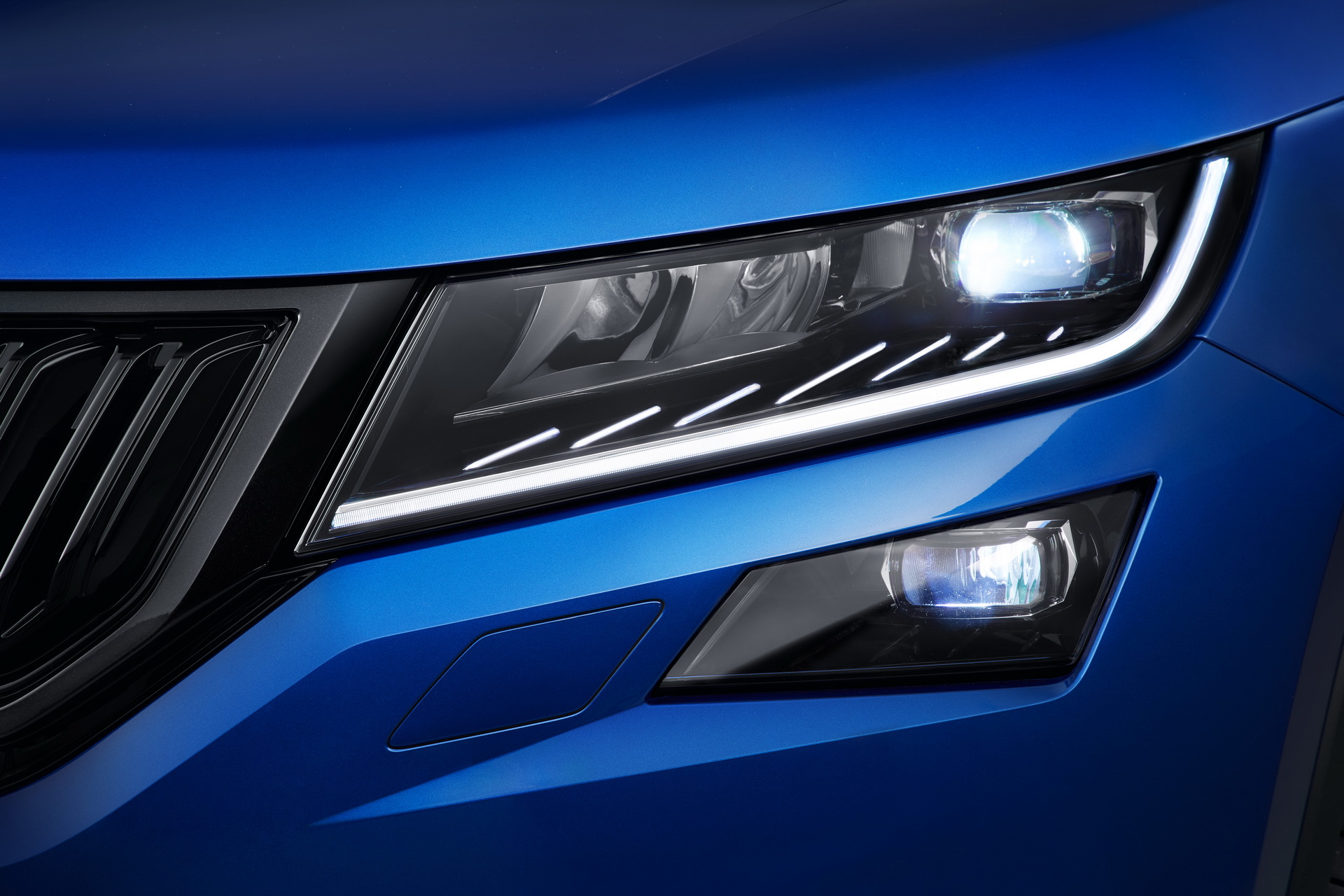 2019 skoda kodiaq rs livepics specs-38 New Skoda Kodiaq RS Makes Public Debut In Paris With Brand’s Most Powerful Diesel Ever