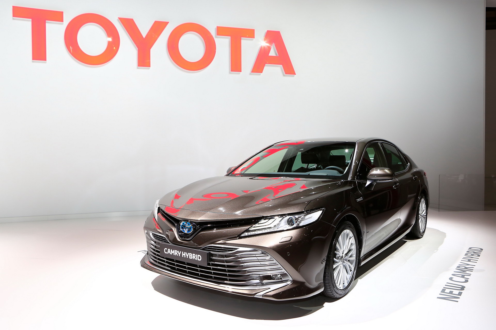 Toyota 33 2018 Paris Auto Show Gallery: Toyota