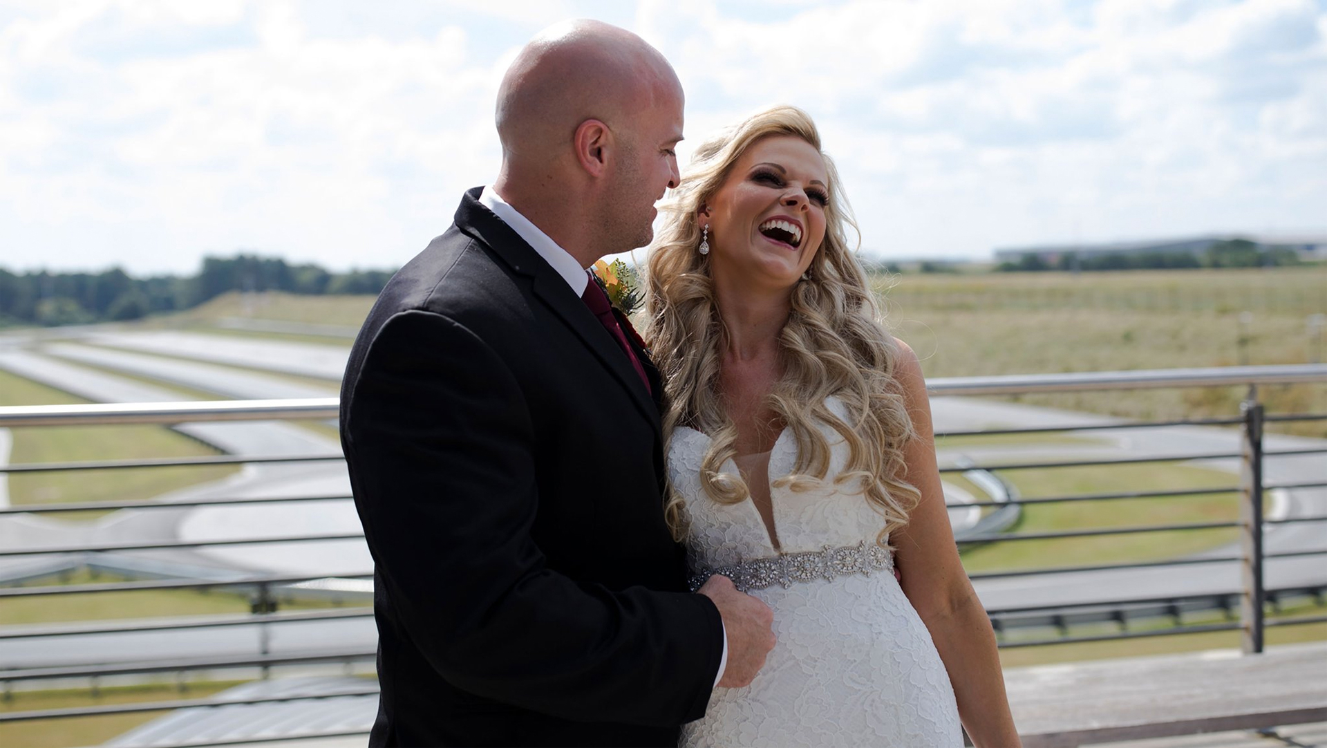porsche-wedding3 A Couple Of Porsche Fans Got Married In The Back Of A Moving Cayenne