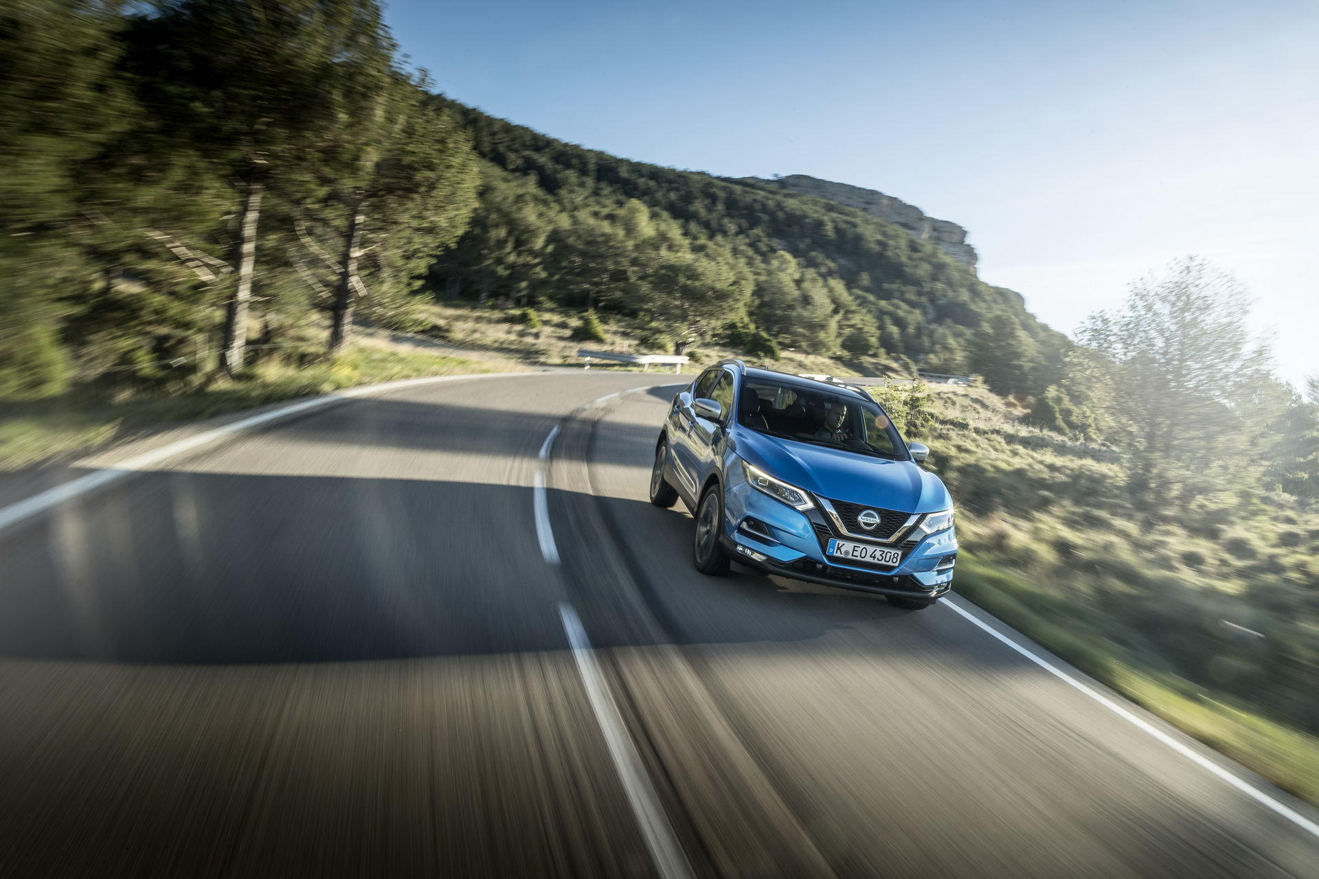 2019-Nissan-Qashqai-16 2019 Nissan Qashqai Gets New Turbo Petrol Units, DCT ‘Box And Infotainment System