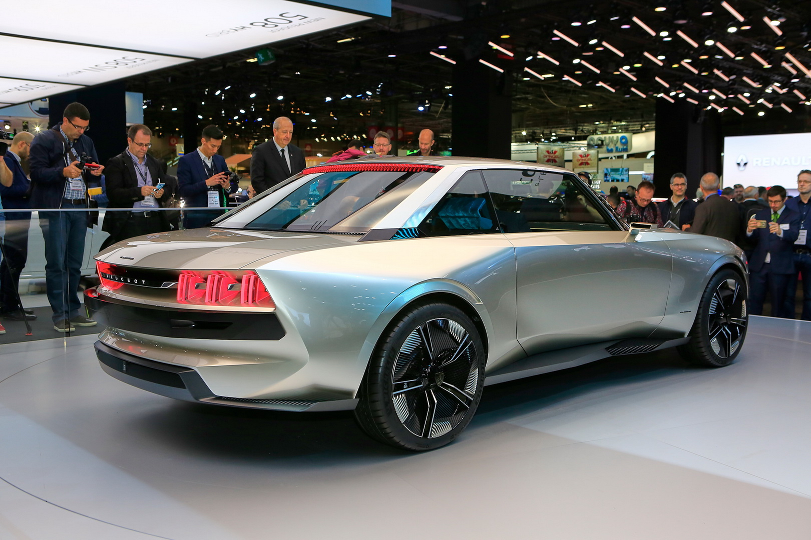 Auto Salon Paris / Mondial Paris Motor Show 2018, France, Paris, 02 Peugeot e-Legend Concept Takes A Swing At “Unboring The Future”