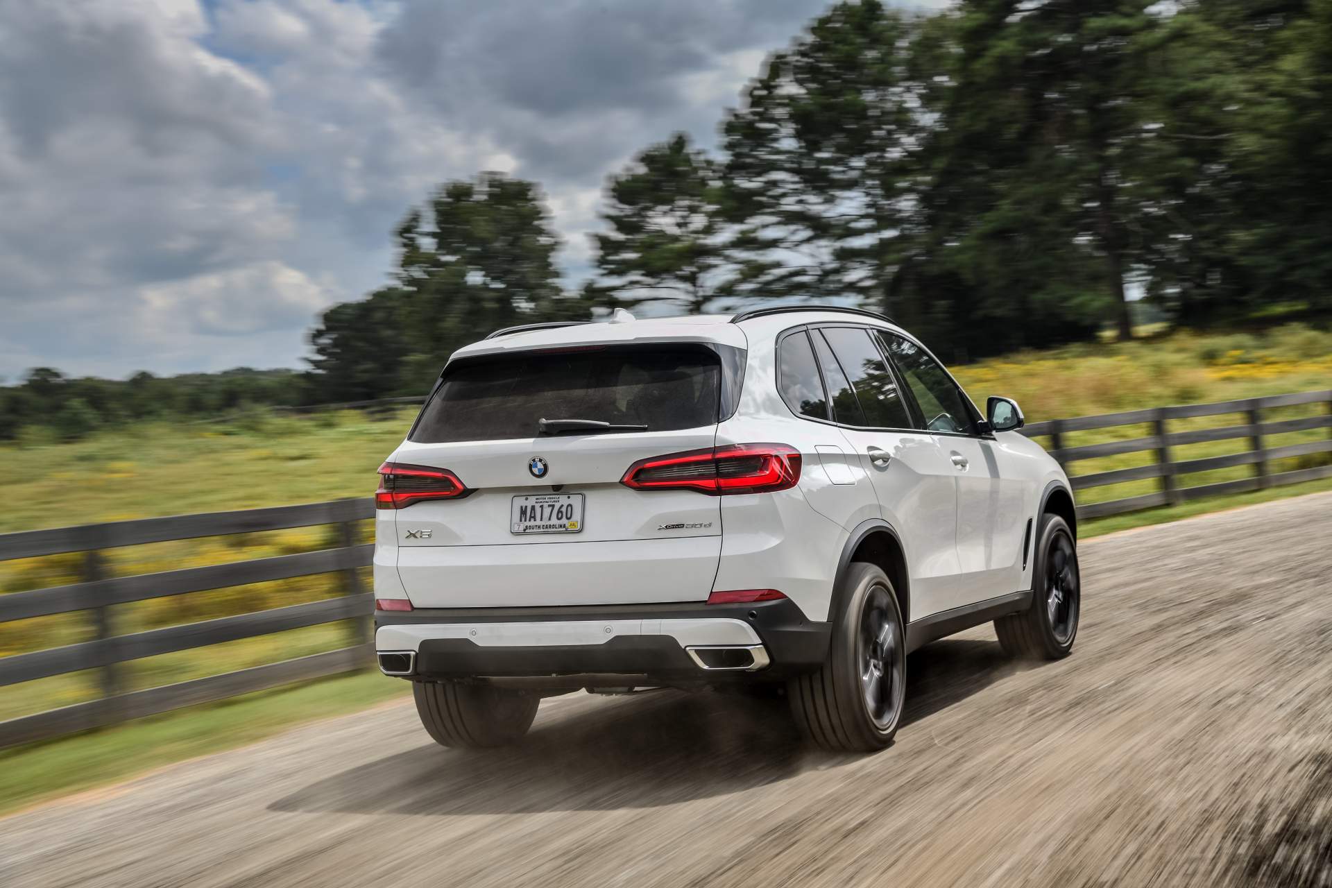 2019 BMW X5 44 Your 2019 BMW X5 Photo Gallery Is Here And It’s Huge