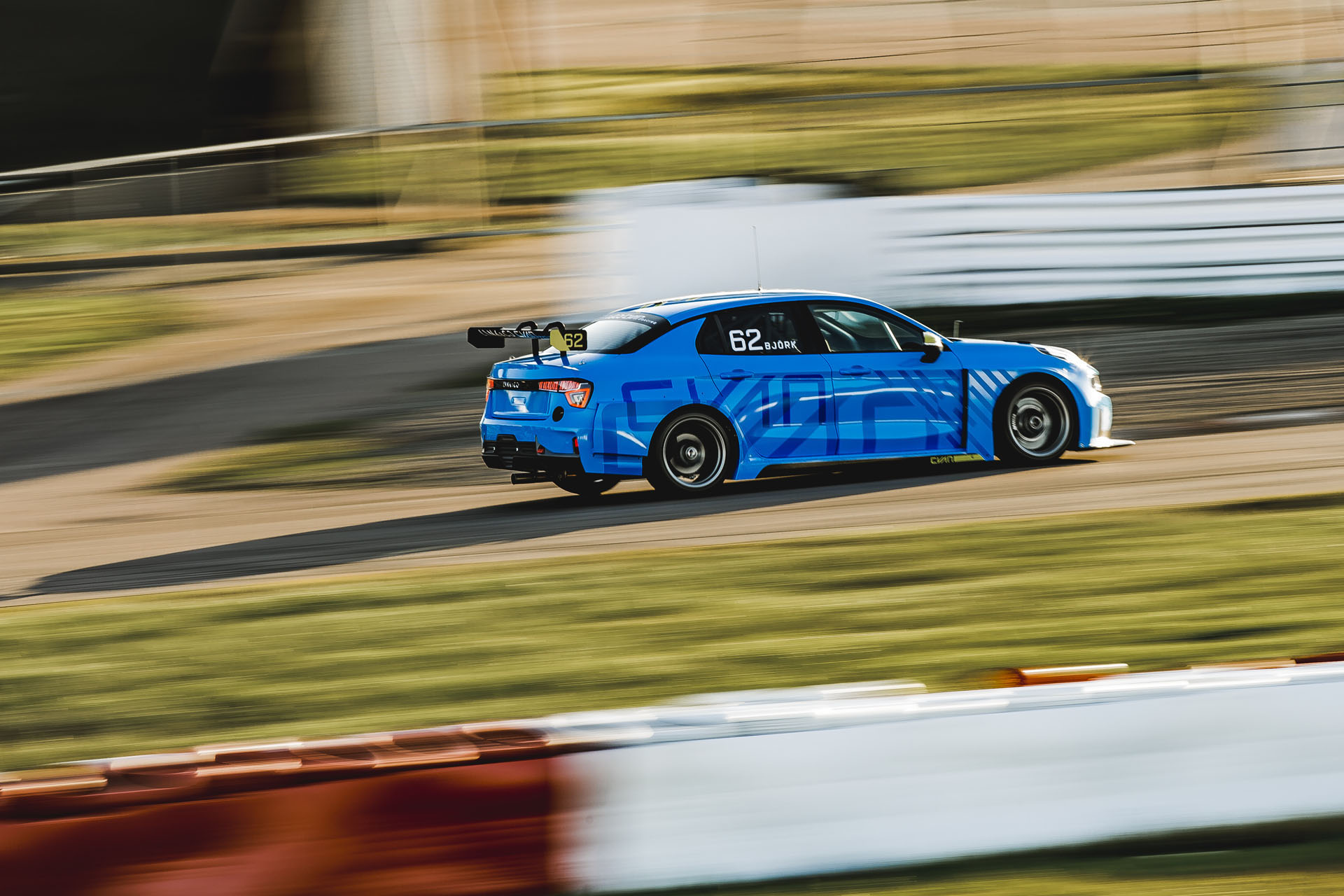 Thed Björk, Mantorp, Lynk & Co Cyan Racing, 22 October, 2018 Lynk & Co 03 TCR Racer Hits The Track For The First Time