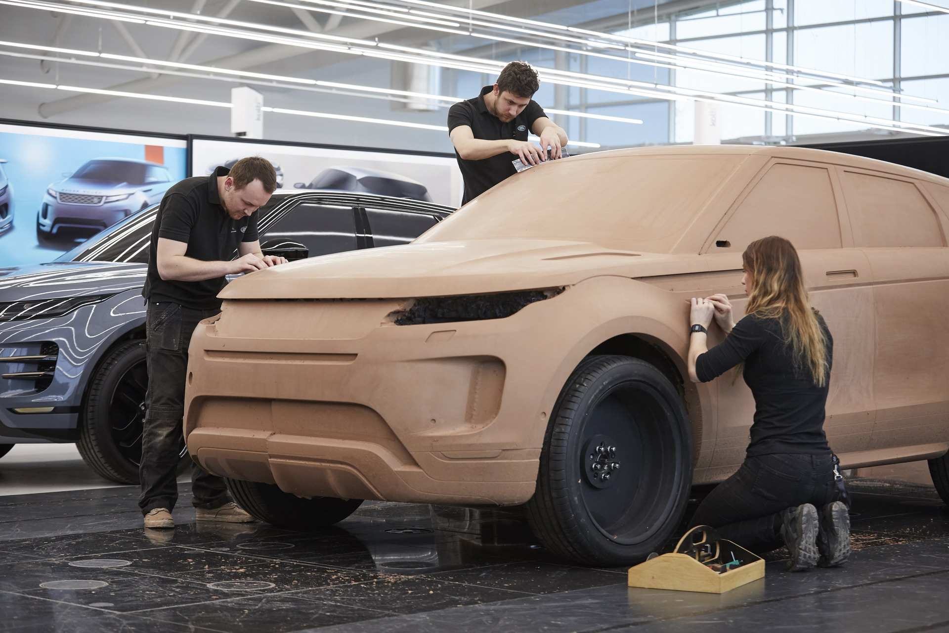 2020 Range Rover Evoque 108 2020 Range Rover Evoque Is A Baby Velar In A Short Skirt (Live Gallery)