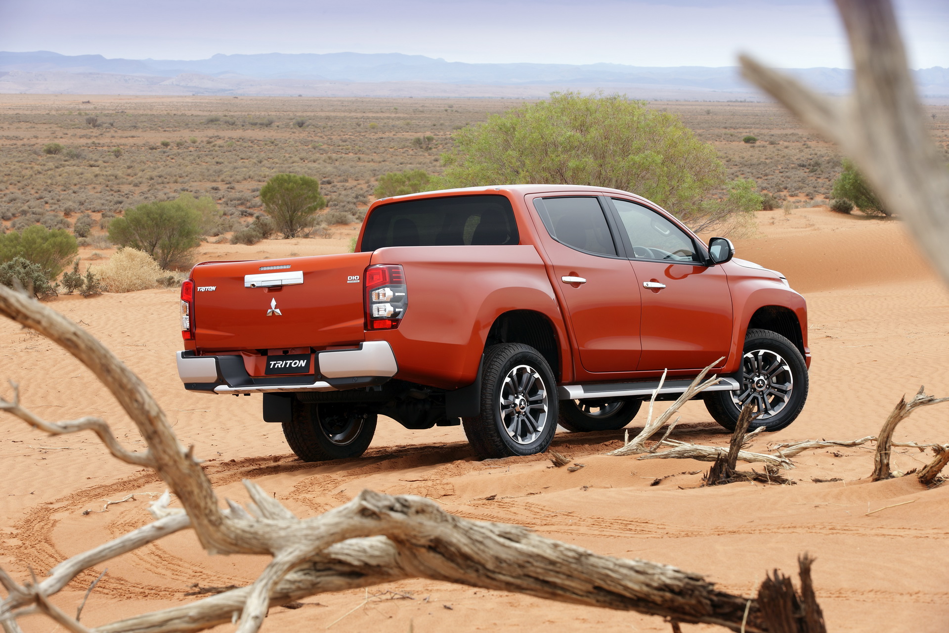 2019 mitsubishi l200 pickup unveiled 35 Updated Mitsubishi L200 Pickup Unveiled With Fresh Styling, Enhanced 4WD System